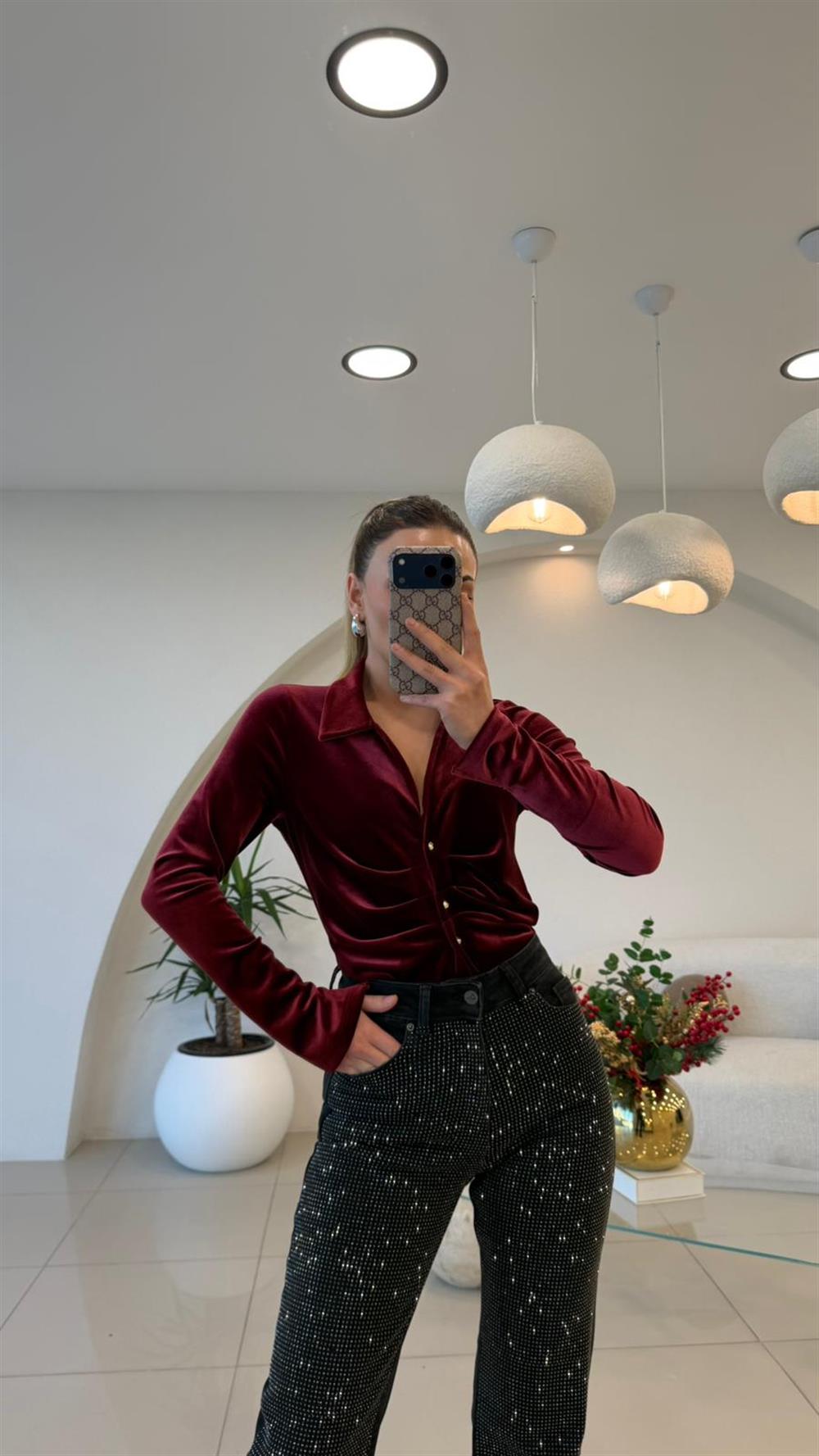 TASARIM GÖĞÜS PİLELİ KADİFE BLUZ BORDO