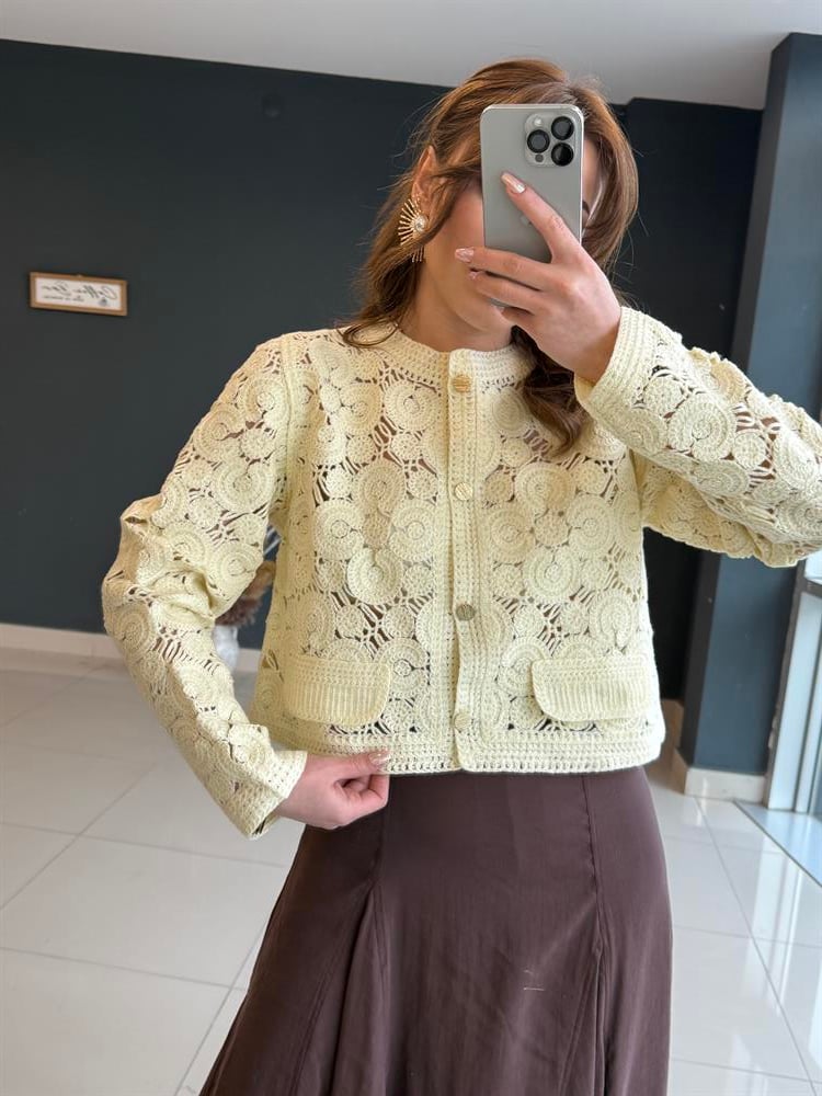 Tasarim Gol Düğmeli̇ Dantel Ceket Sari