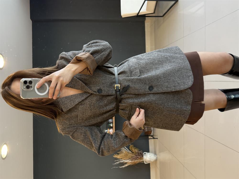 Tasarim Kendi̇nden Kemerli̇ Kaşe Ceket