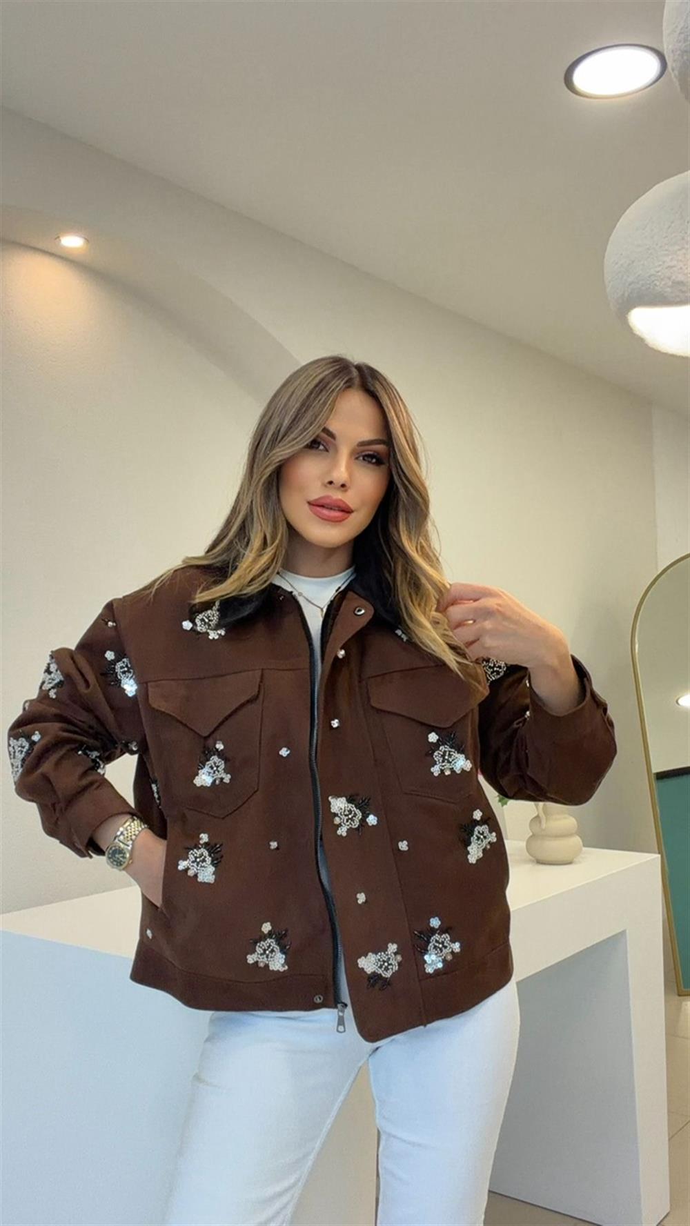 TASARIM NAKIŞ İŞLEMELİ GABARDİN CEKET