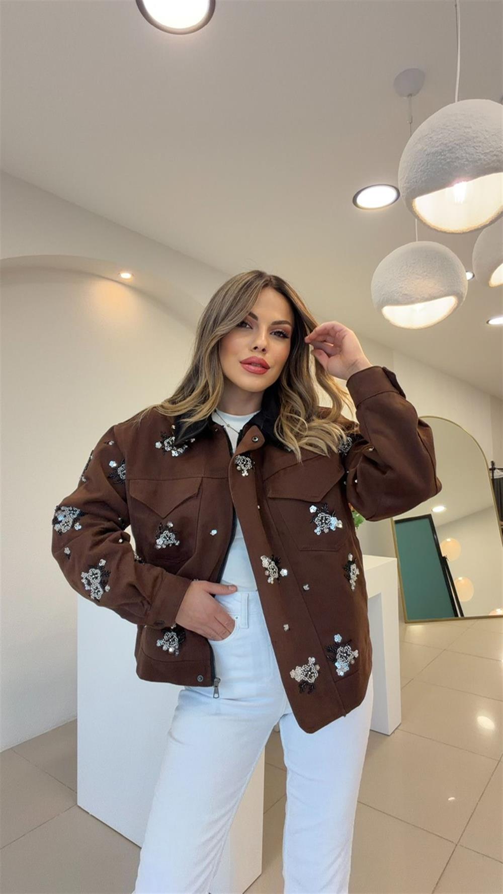 TASARIM NAKIŞ İŞLEMELİ GABARDİN CEKET