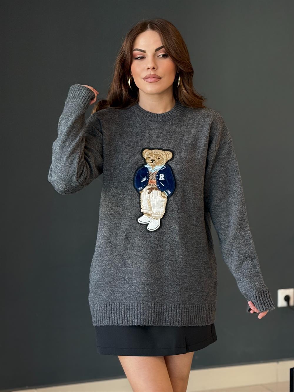 Teddy İşlemeli̇ Kazak Gri̇