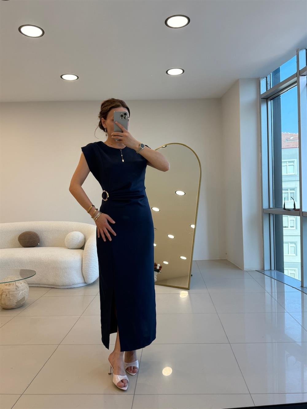 TOKA DETAYLI KRUVAZE ELBİSE LACİVERT