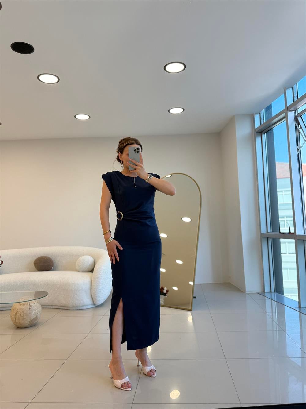 TOKA DETAYLI KRUVAZE ELBİSE LACİVERT