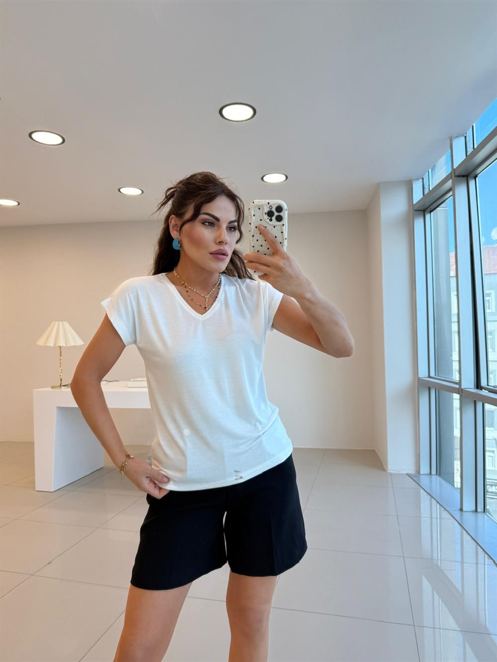 V YAKA %100 PAMUK BASİC TSHIRT KREM