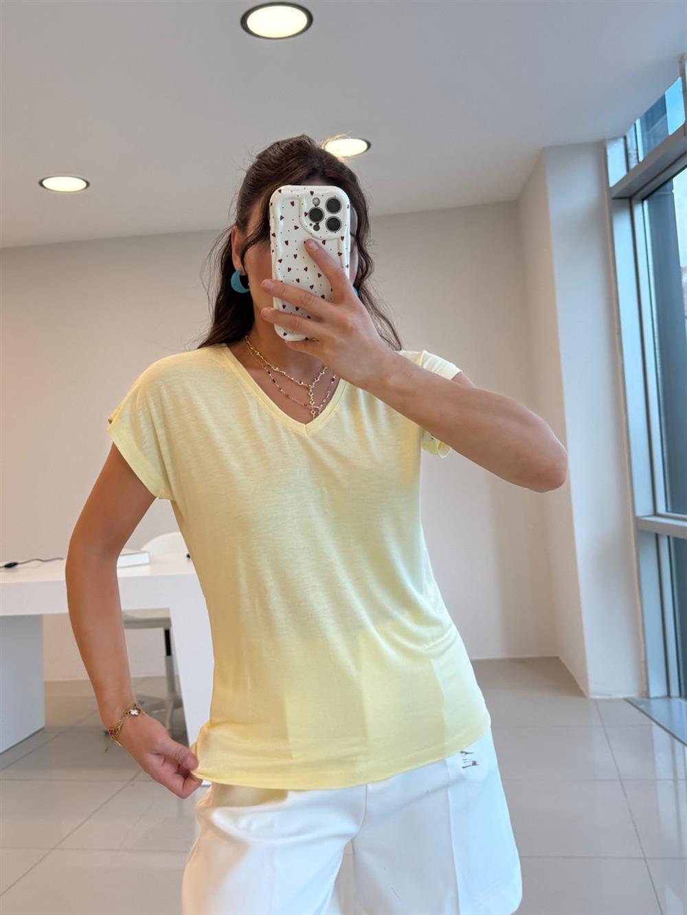 V YAKA %100 PAMUK BASİC TSHIRT SARI