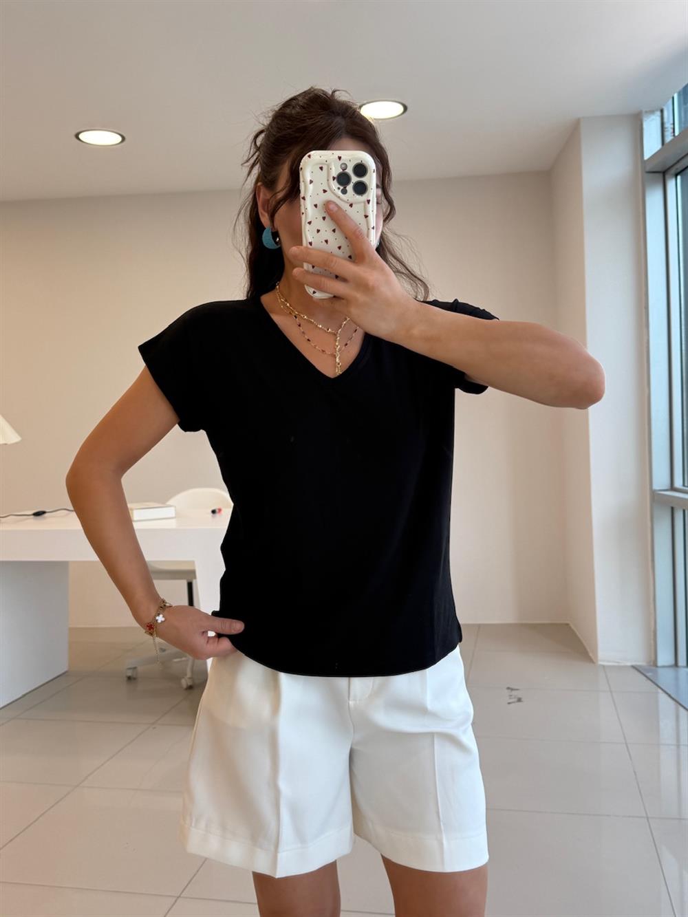 V YAKA %100 PAMUK BASİC TSHIRT SİYAH