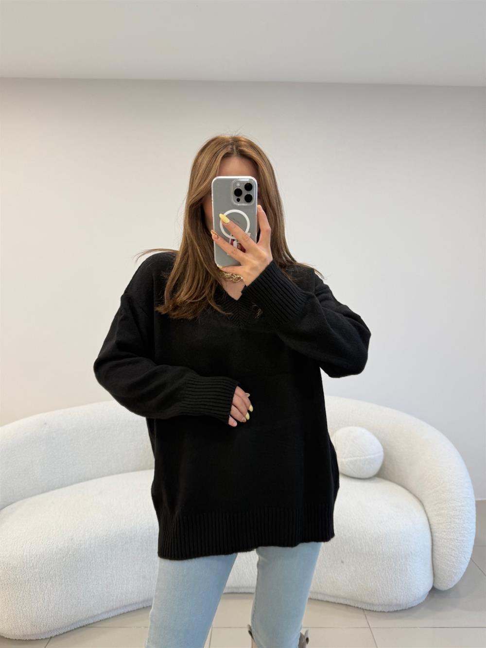 V YAKA BASİC KAZAK SİYAH