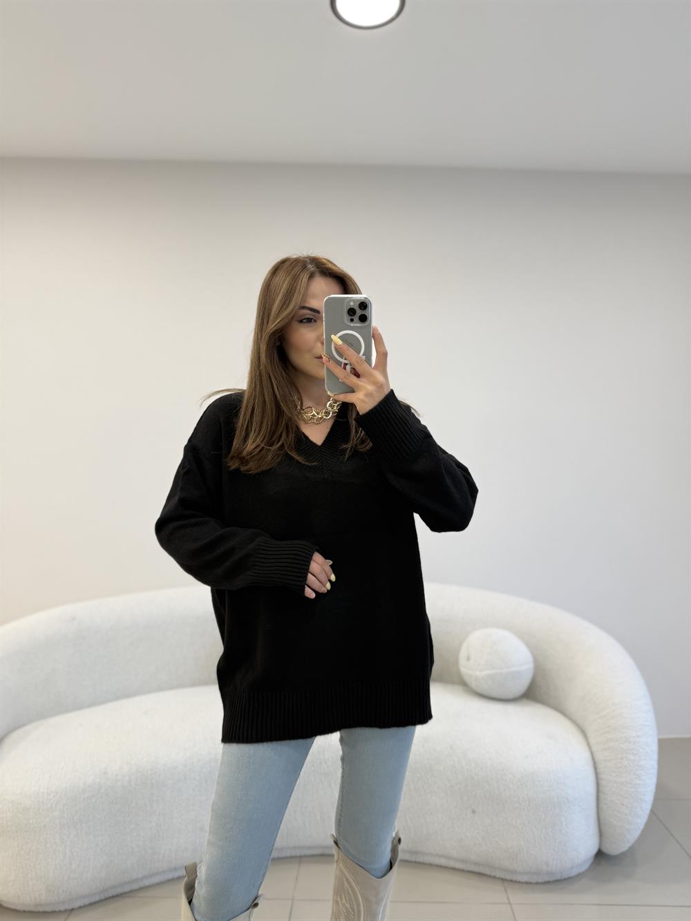 V YAKA BASİC KAZAK SİYAH