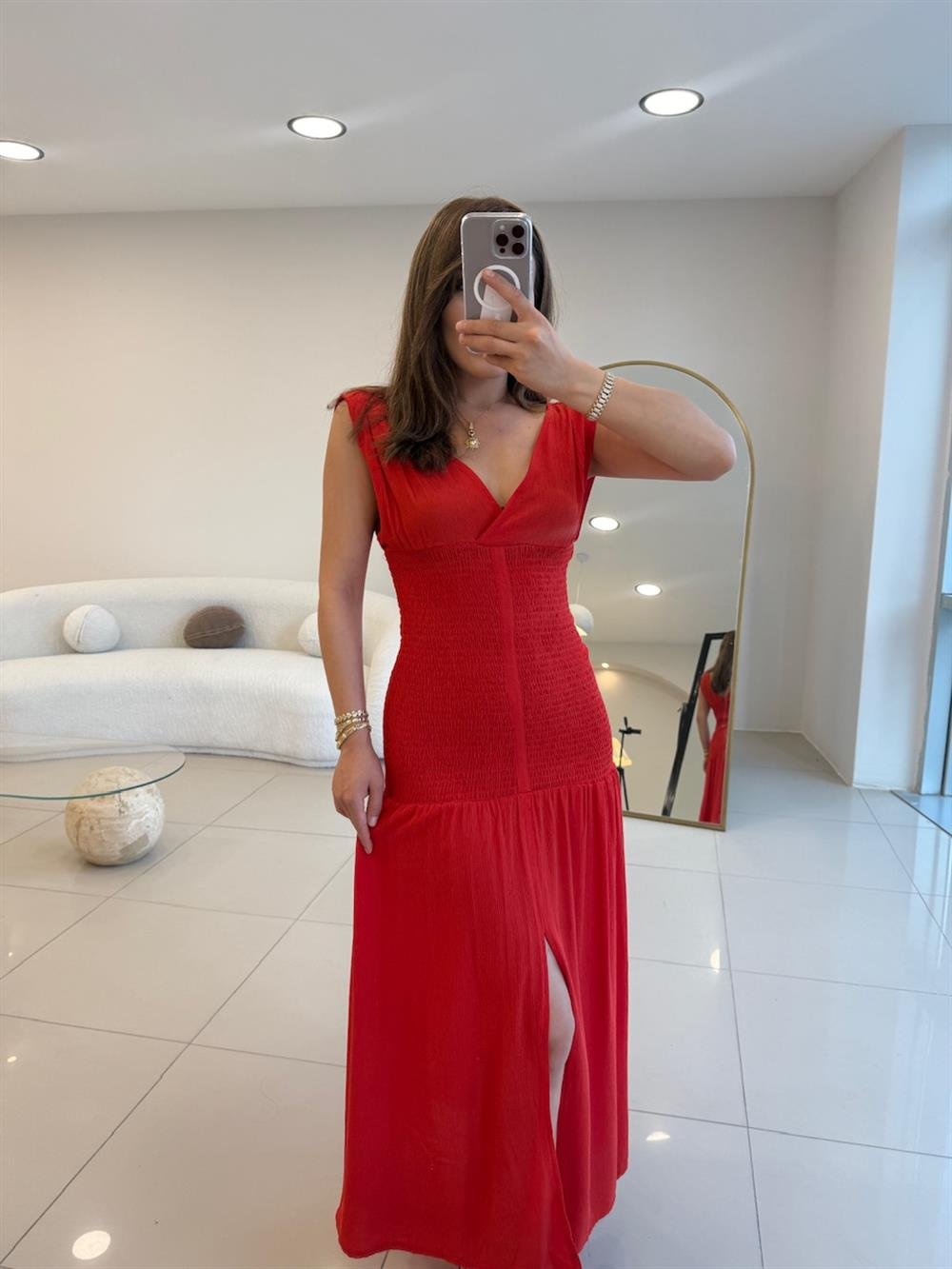 V YAKA BELDEN KORSAJLI ELBİSE KIRMIZI