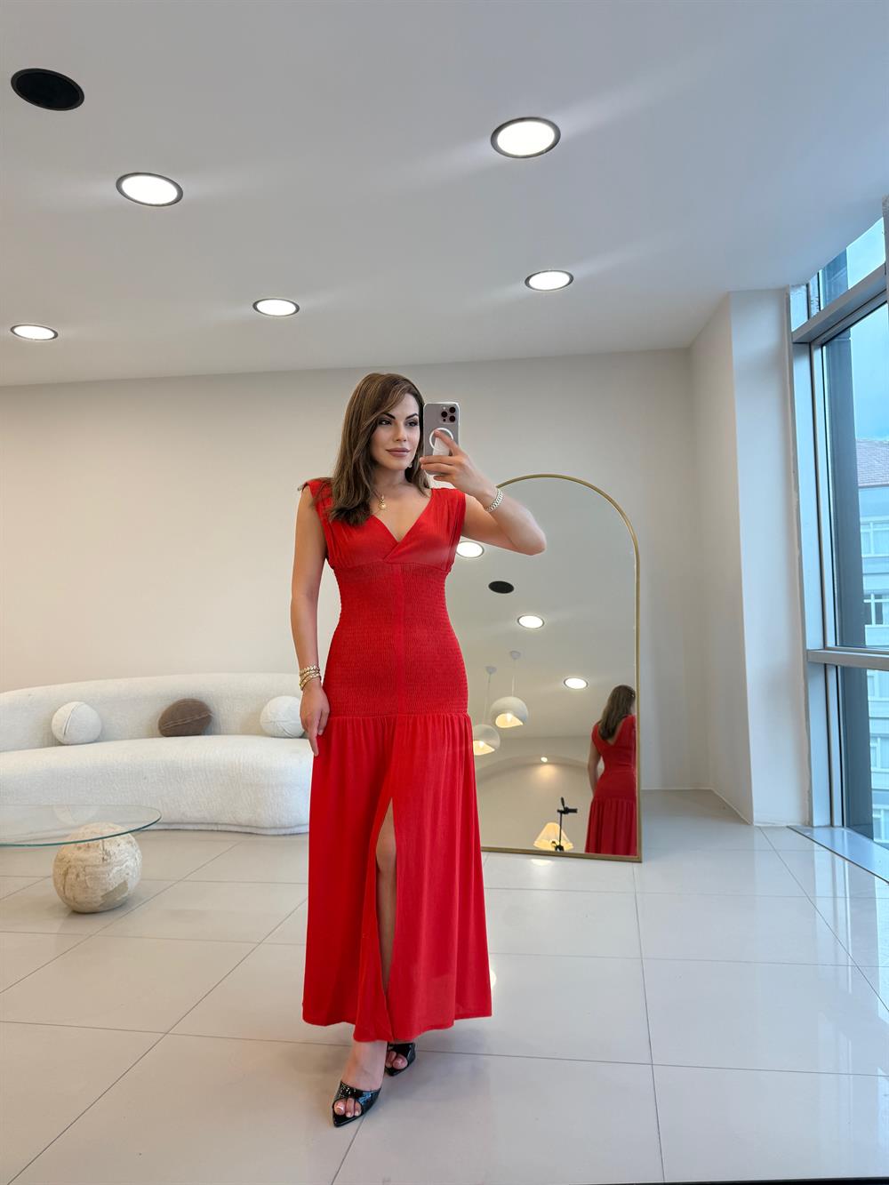 V YAKA BELDEN KORSAJLI ELBİSE KIRMIZI