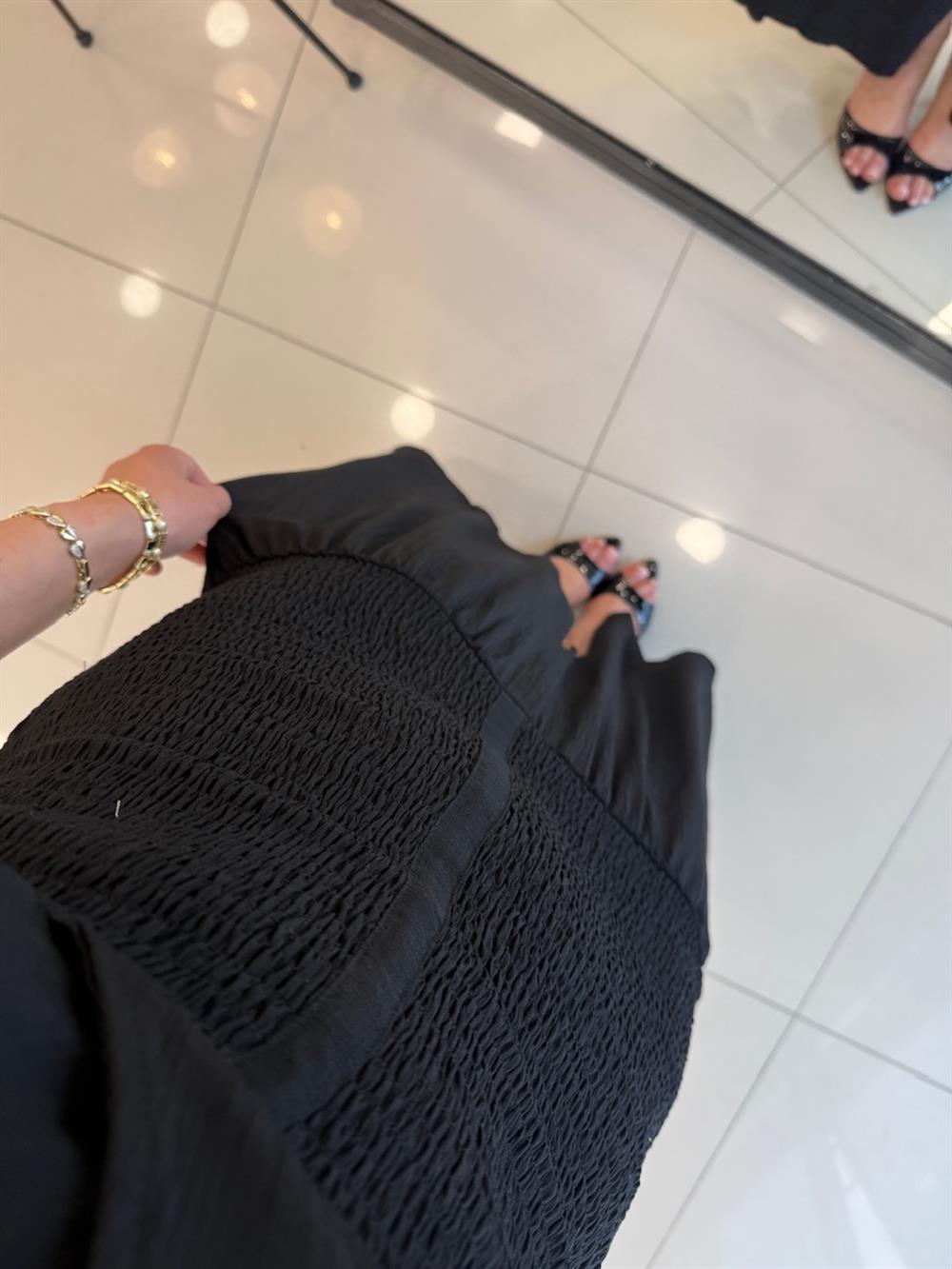 V YAKA BELDEN KORSAJLI ELBİSE SİYAH