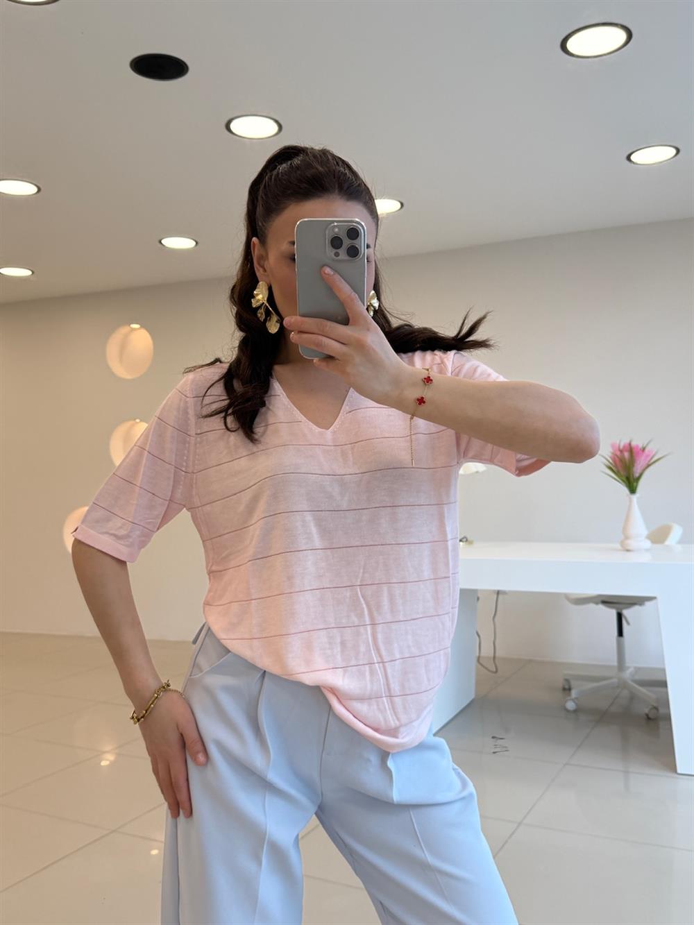 V YAKA PAMUK MERSERİZE BLUZ PEMBE