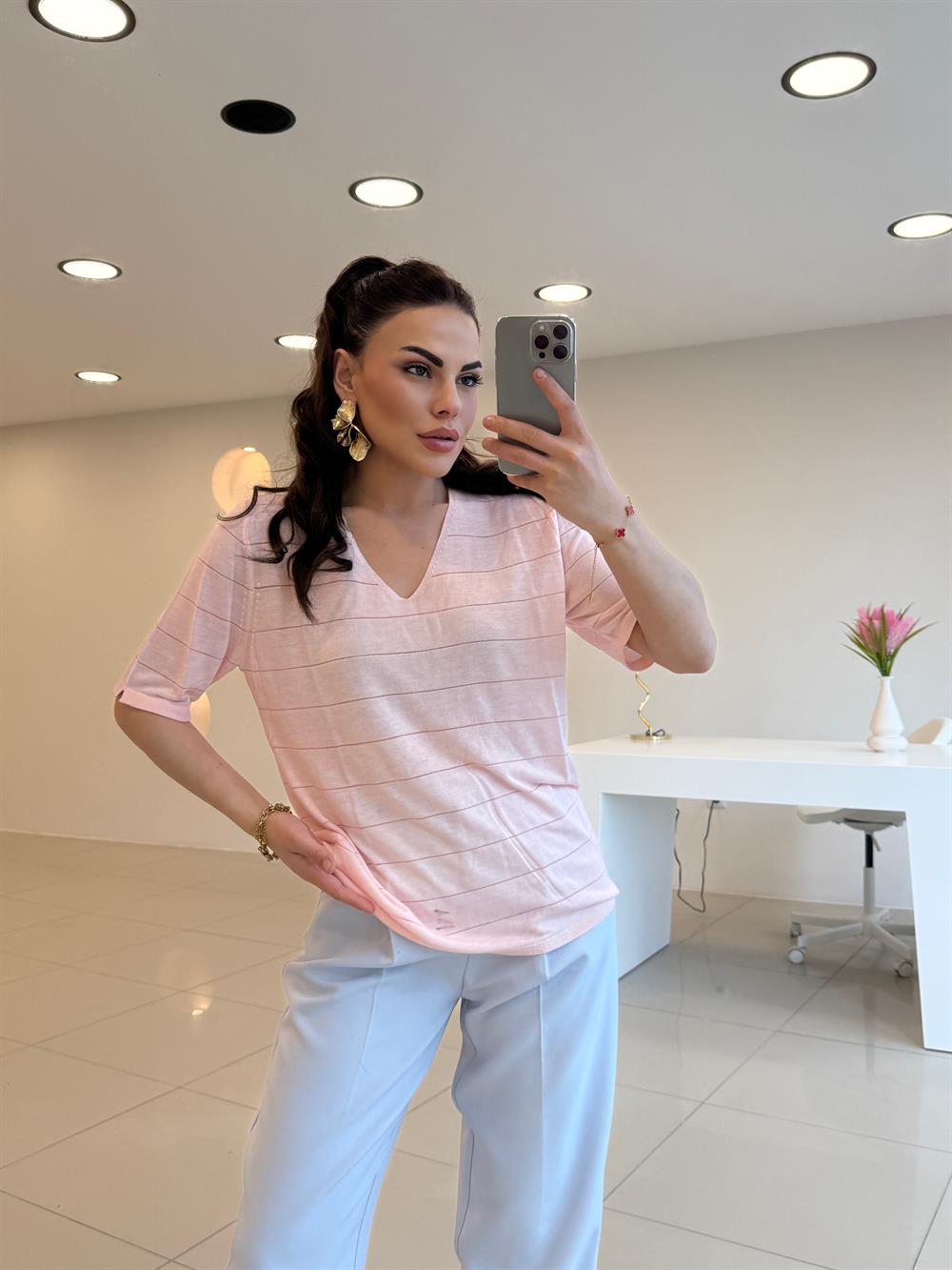 V YAKA PAMUK MERSERİZE BLUZ PEMBE