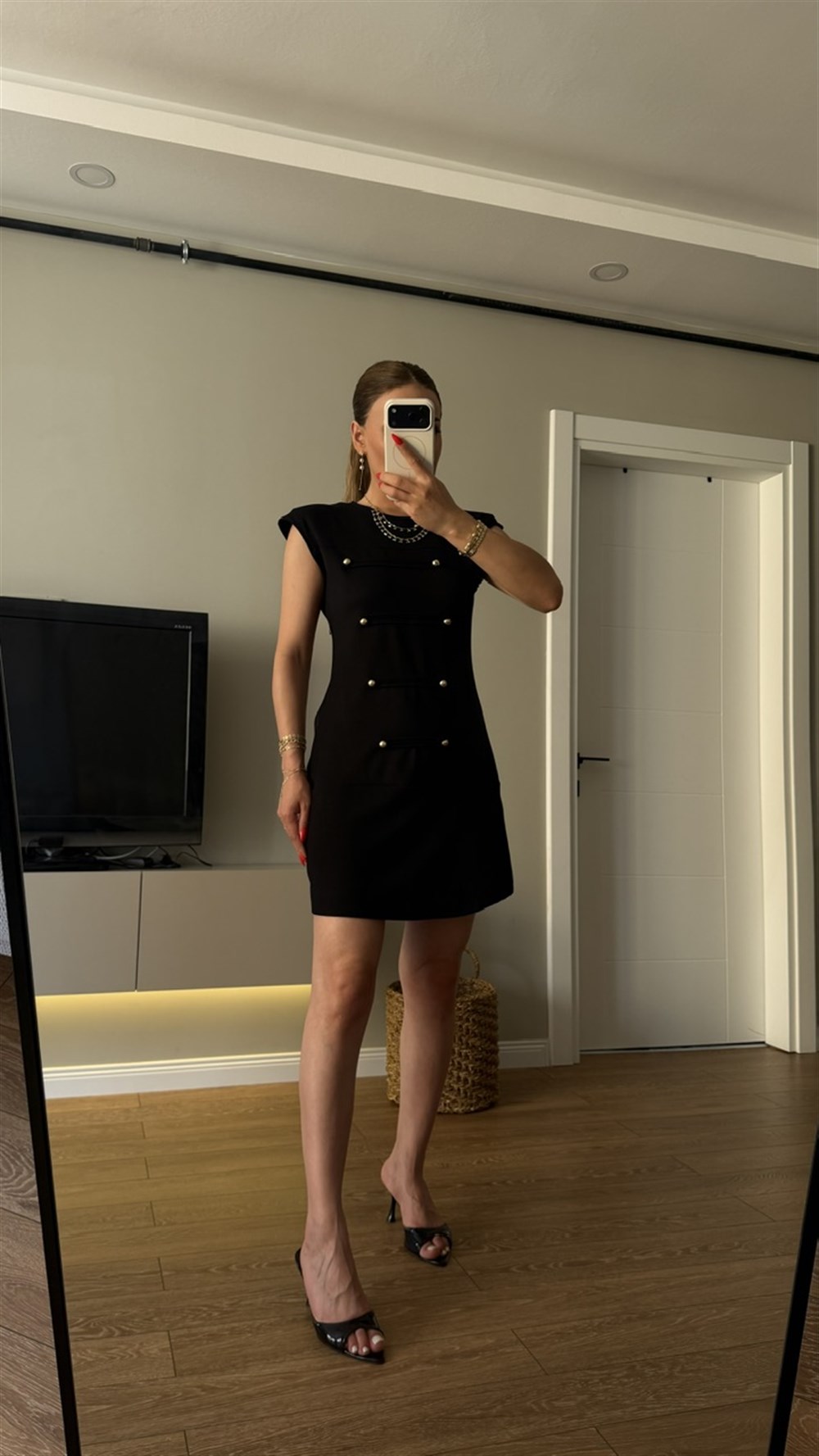 Vatkalı Kısa Modal Elbise 