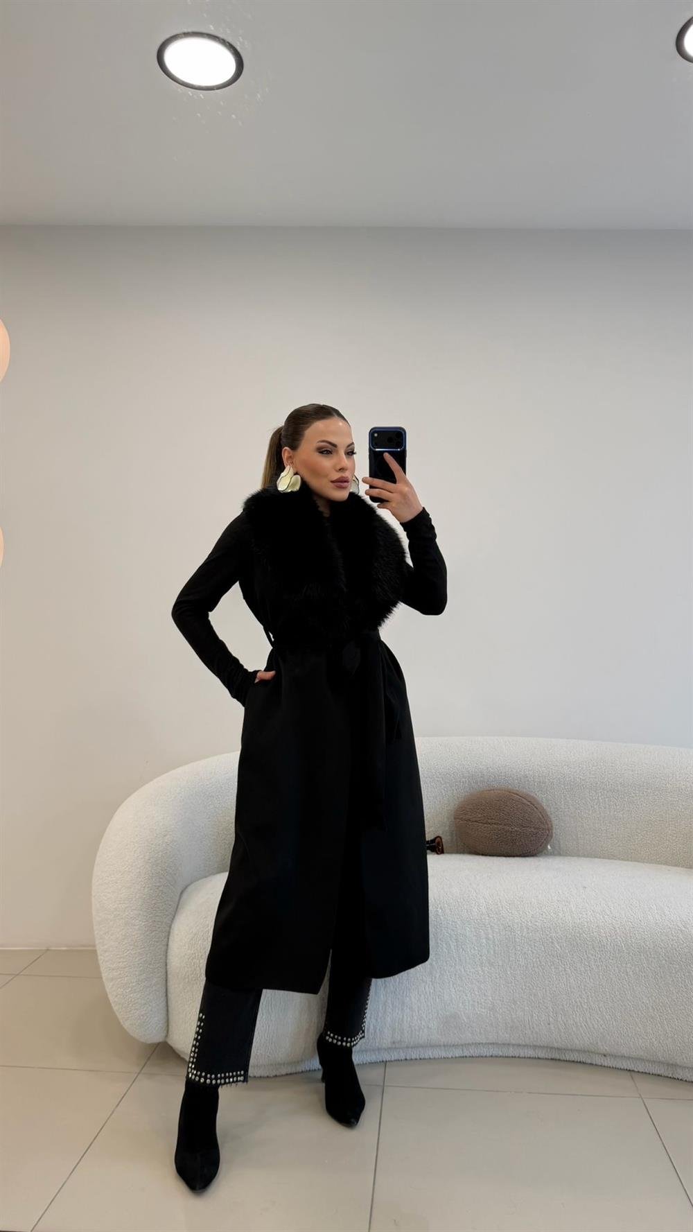 YAKA KÜRKLÜ UZUN KAŞE YELEK SİYAH