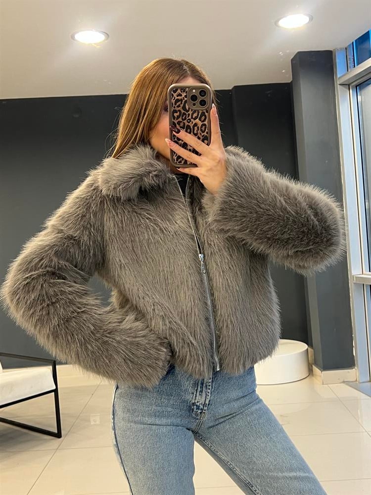 Yakali Fermuarli Gri̇ Kürk