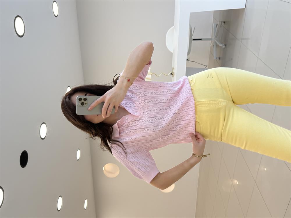 YAKASI DÜĞMELİMERSERİZE PEMBE