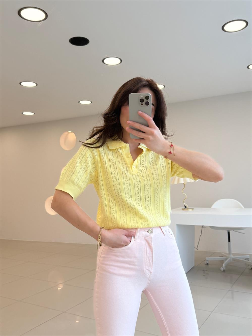 YAKASI DÜĞMELİMERSERİZE SARI