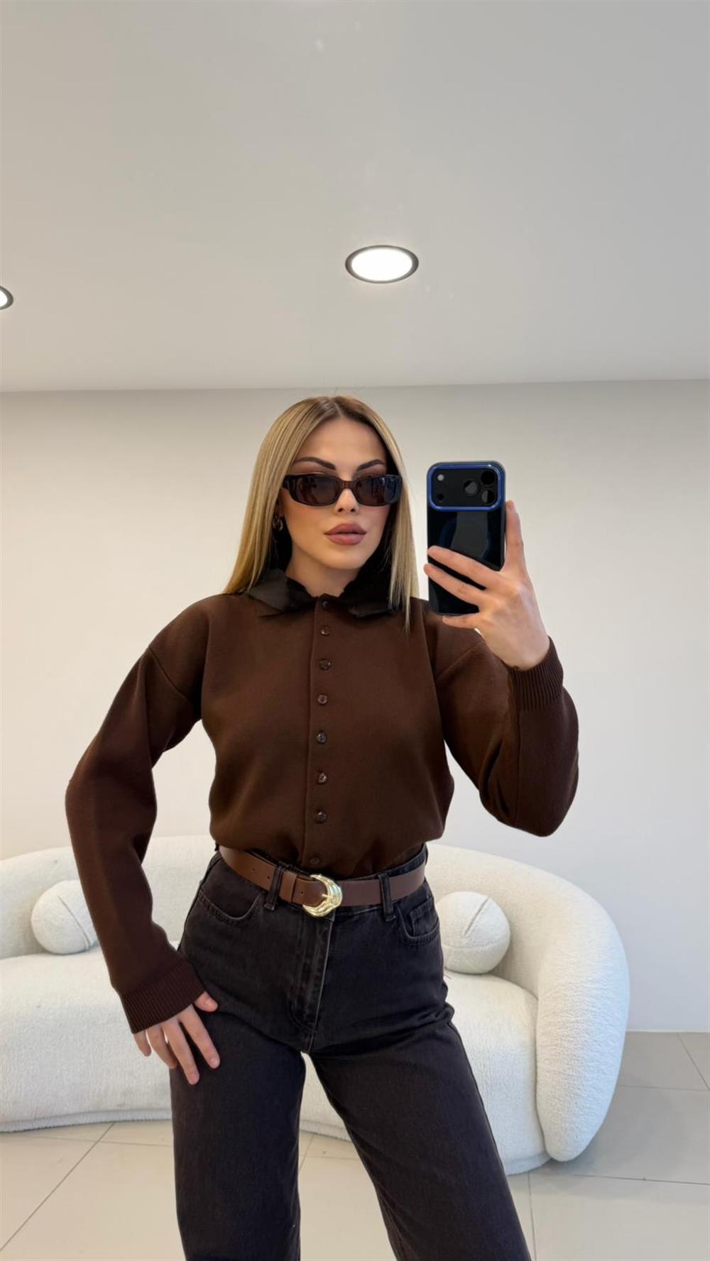 YAKASI KÜRK DETAYLI TRİKO HIRKA KAHVE