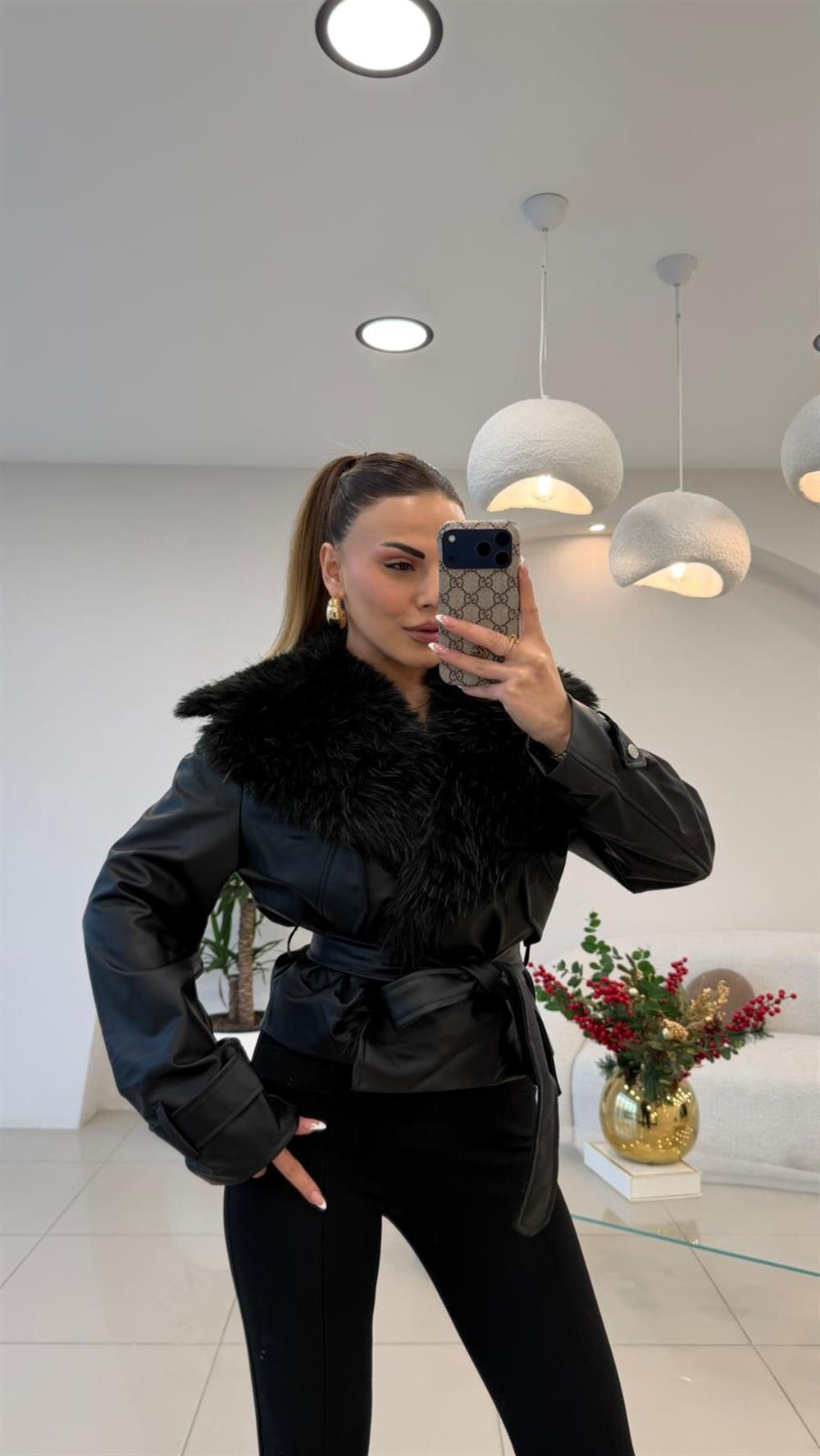 YAKASI KÜRKLÜ DERİ CEKET