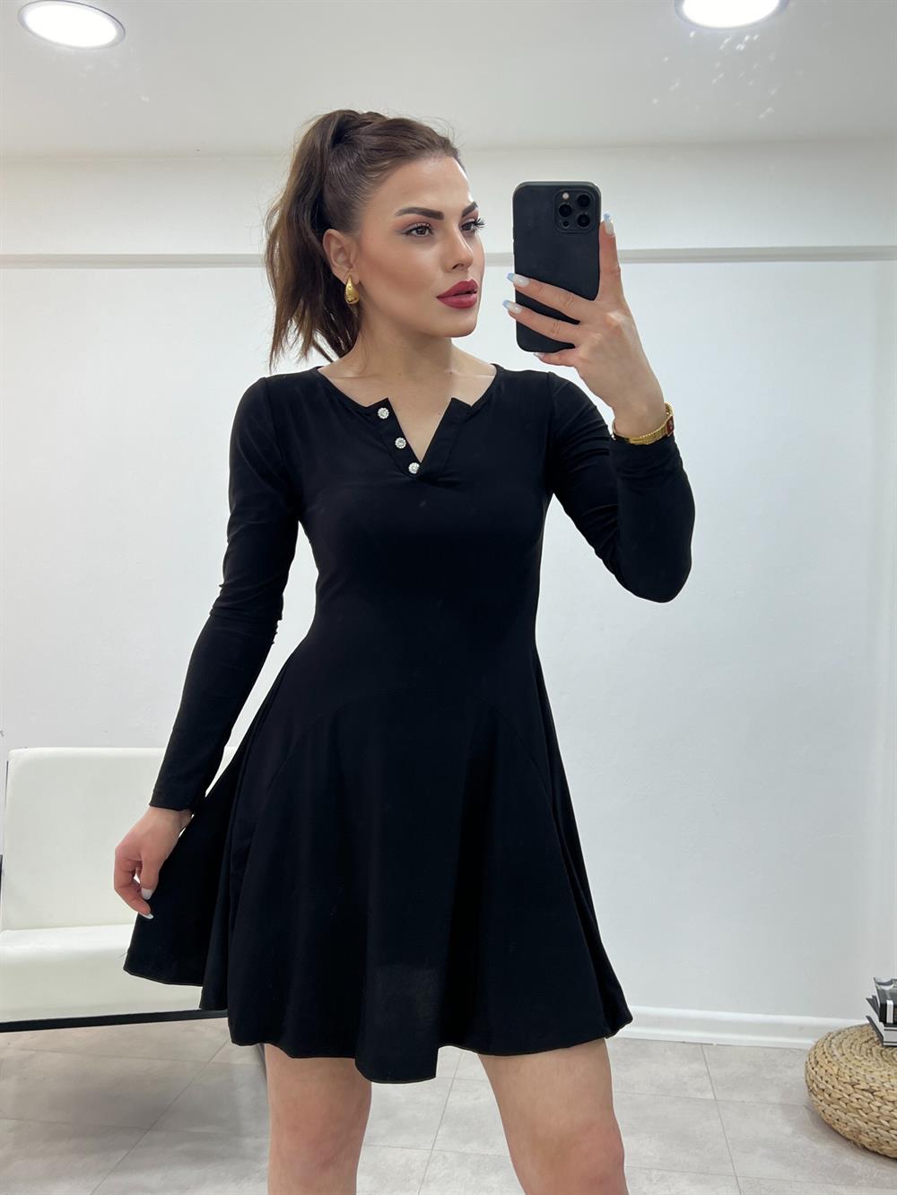 Yakasi Taşli Modal Kumaş Elbi̇se