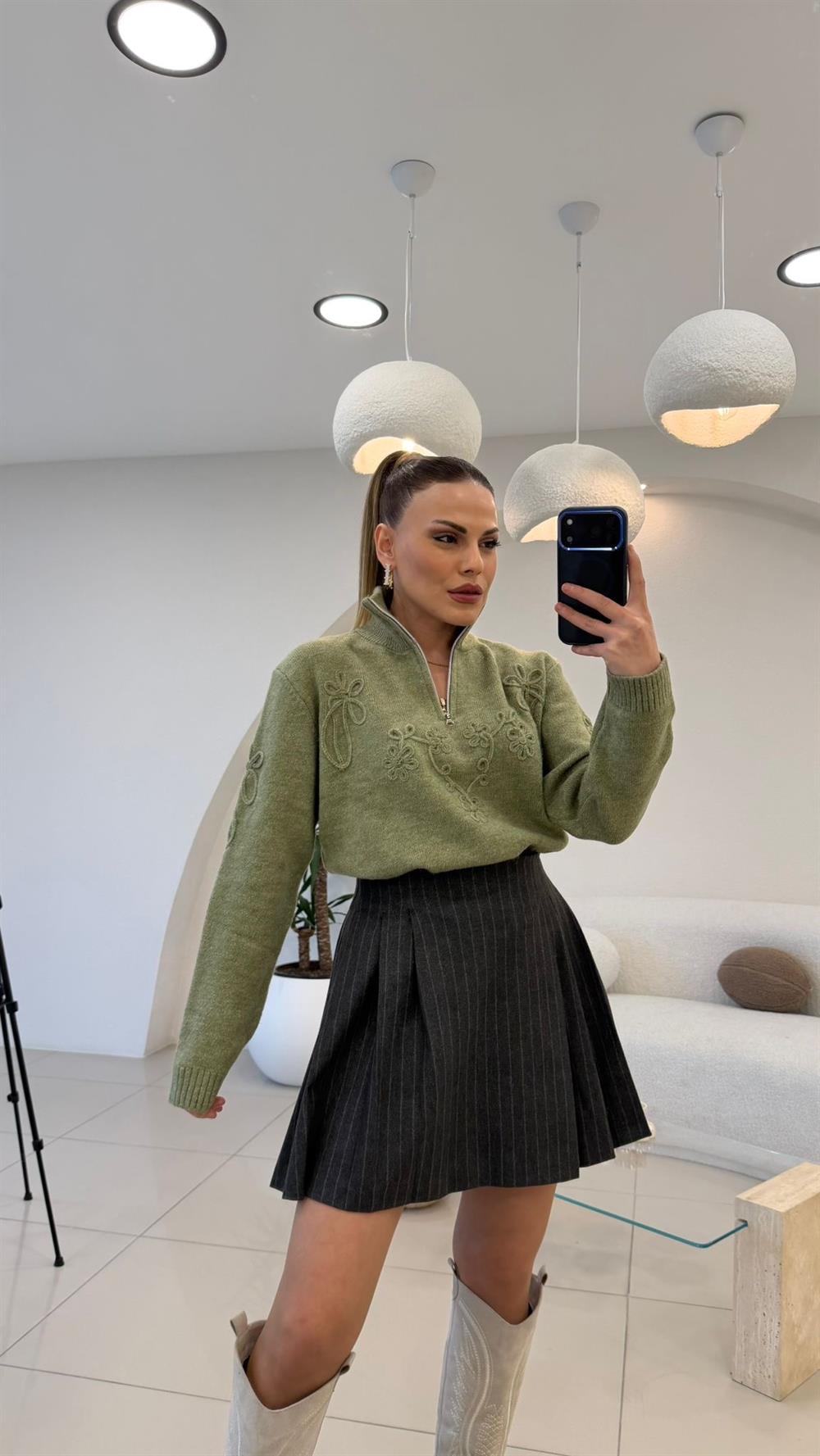 YEŞİL FERMUARLI SUZUNELİ KAZAK