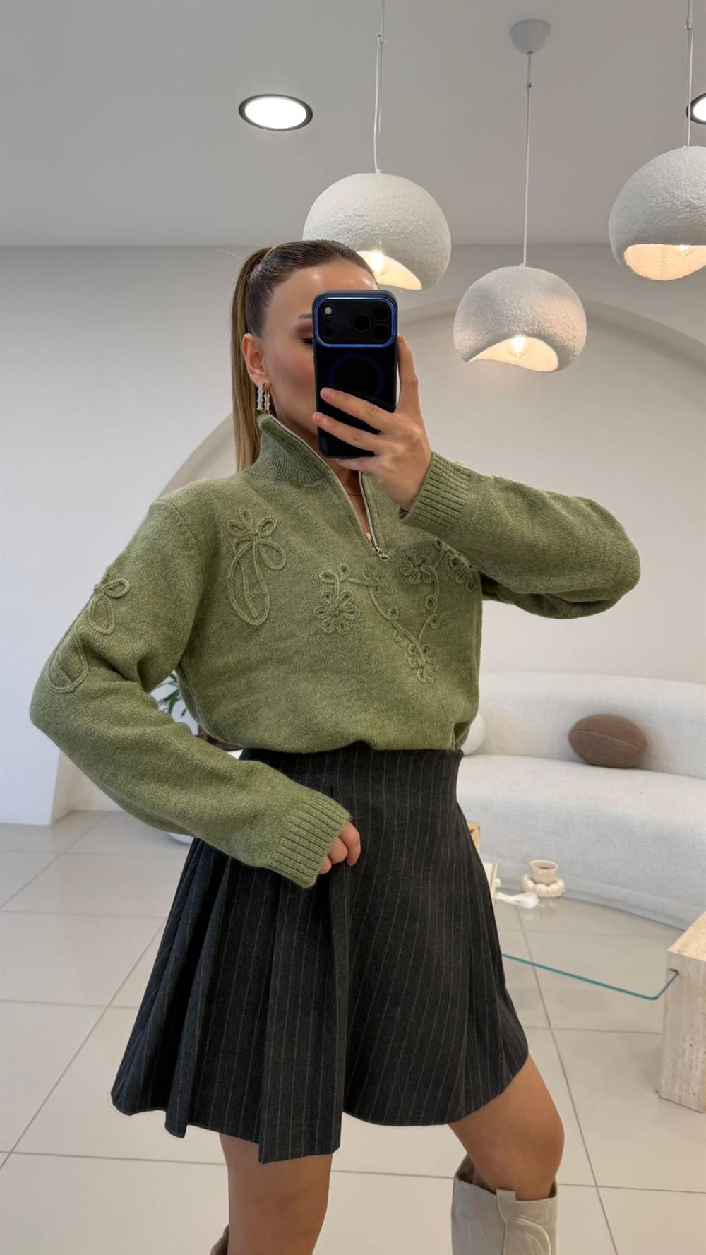 YEŞİL FERMUARLI SUZUNELİ KAZAK