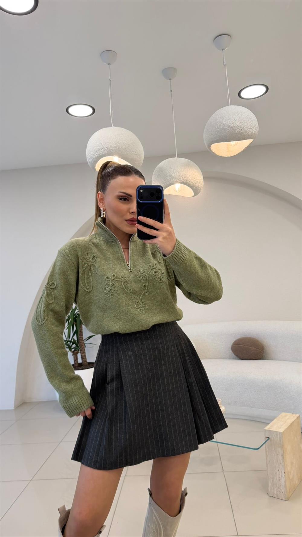 YEŞİL FERMUARLI SUZUNELİ KAZAK