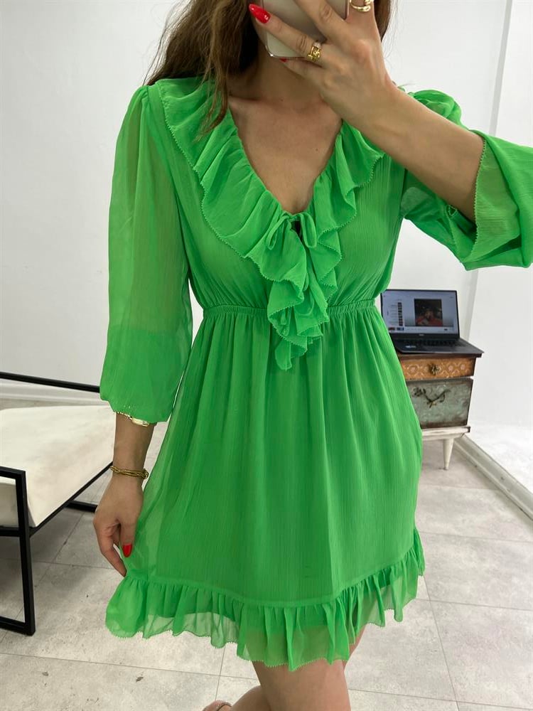 Yeşi̇l Firfirli Şifon Elbi̇se