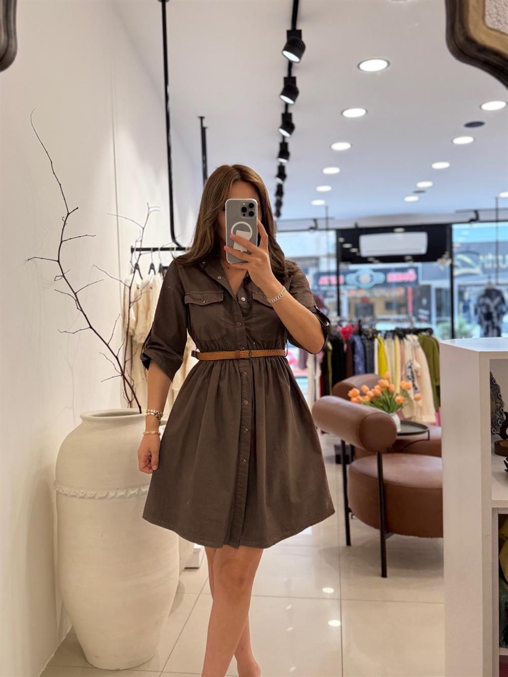 YETİM KOL KEMER DETAYI MİDİ BOY DENİM ELBİSE KAHVE