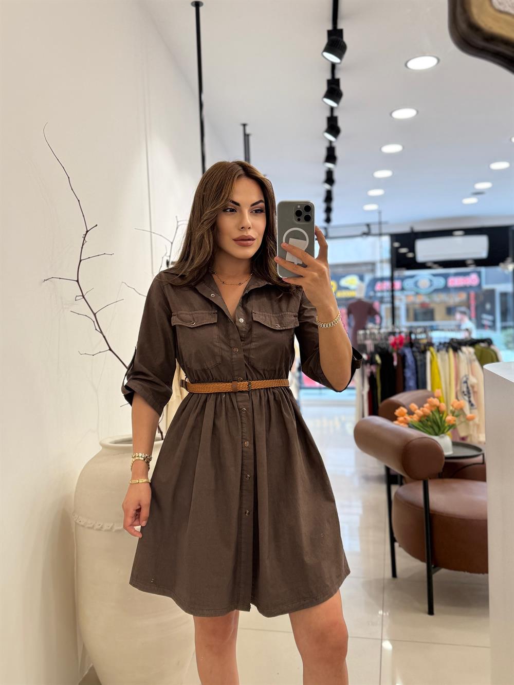 YETİM KOL KEMER DETAYI MİDİ BOY DENİM ELBİSE KAHVE