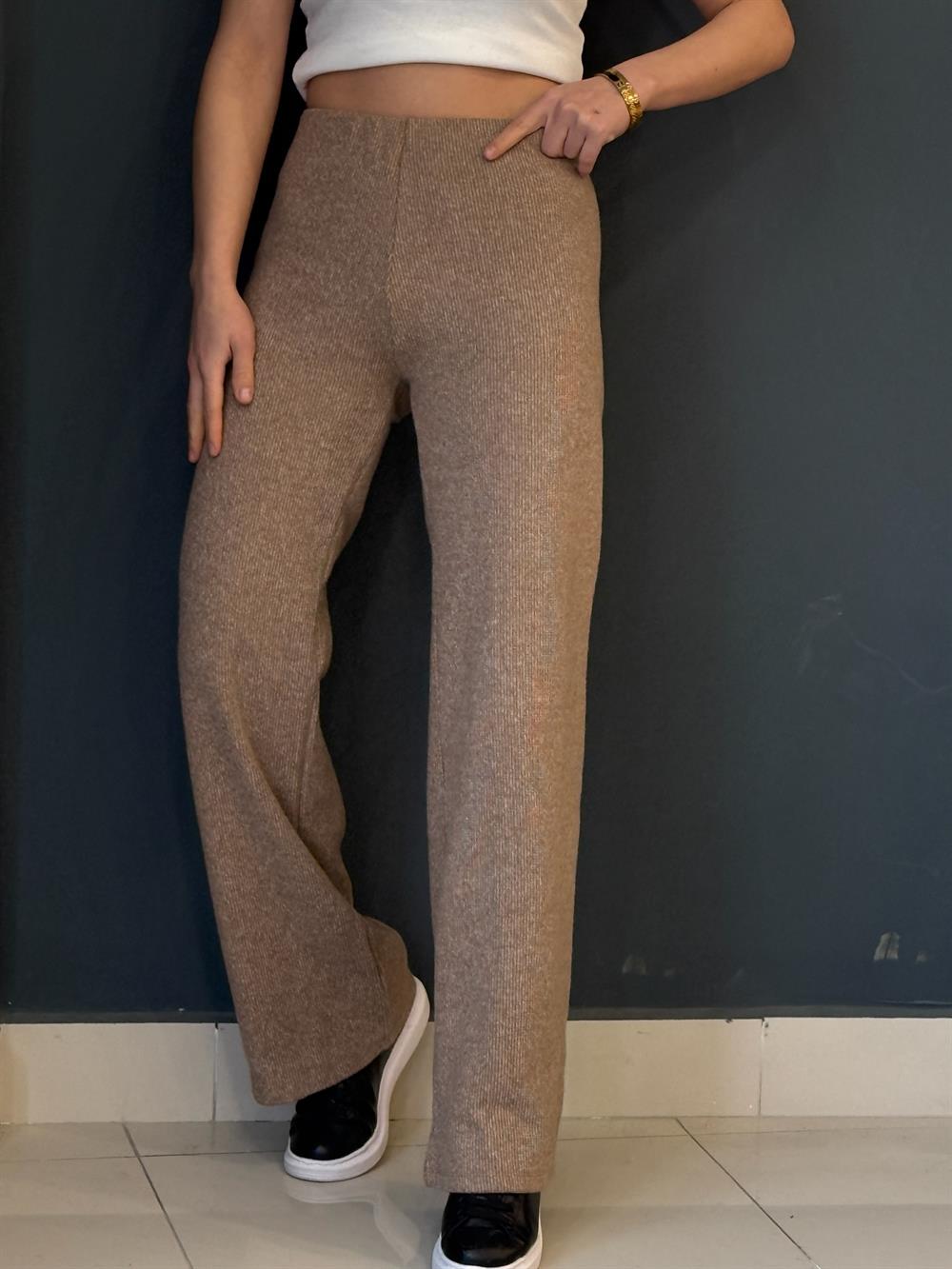 Yüksek Bel Özel Seri̇ Tri̇ko Pantolon Camel