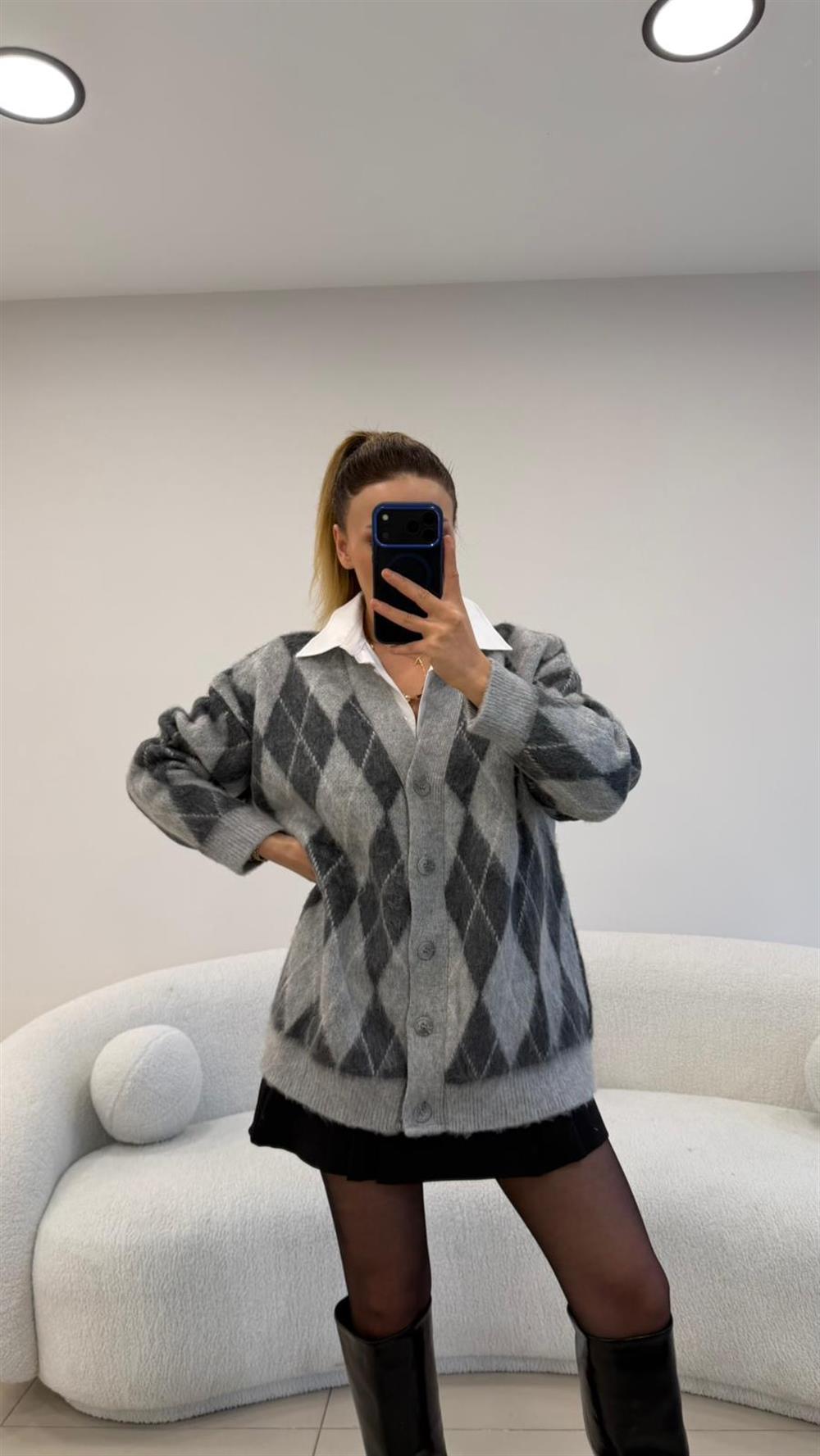 YUMOŞ DOKU BAKLAVA DESENLİ HIRKA GRİ-ANTRASİT