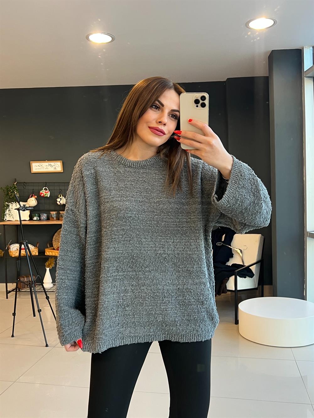 Yumuşak Dokulu Basi̇c Kazak Gri̇