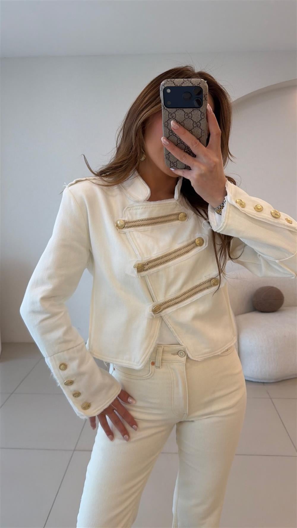 ZR MODEL GOLD DÜĞMELİ KRUVAZE CEKET EKRU