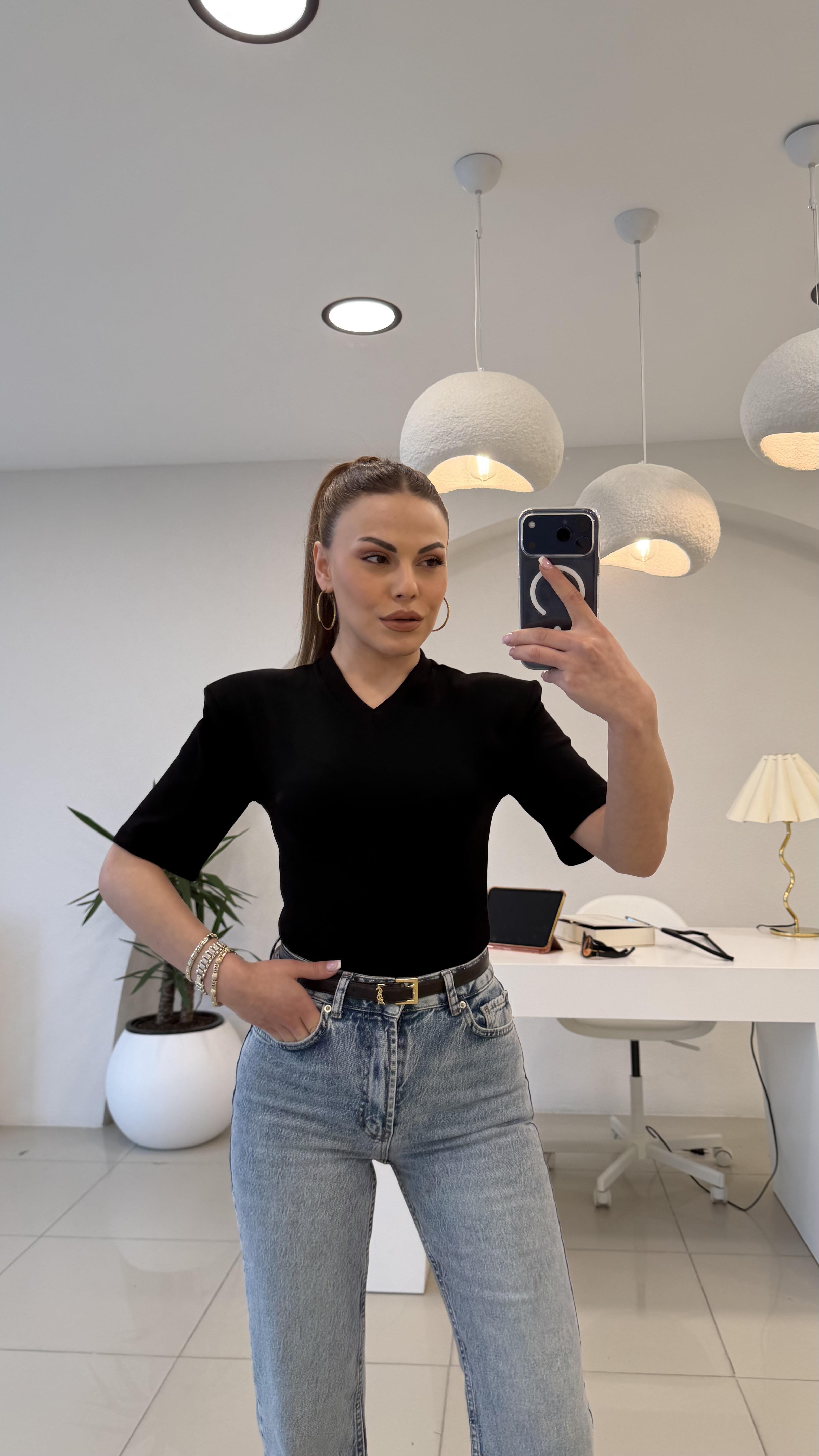  VATKALI KISIK V YAKA BADDY SUIT SİYAH