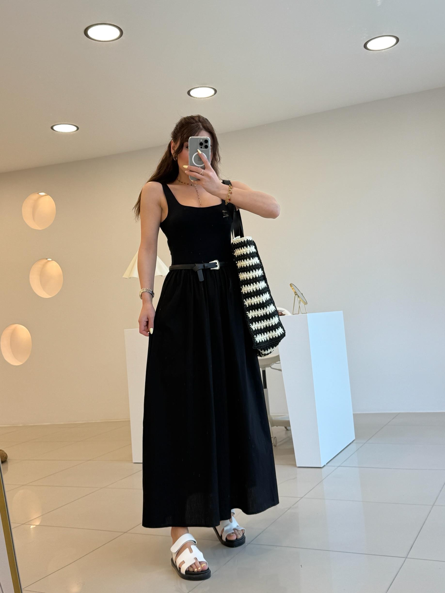 ALT TARAFI PARAŞÜT KUMAŞ PİNTERES SIFIR KOL ELBİSE SİYAH