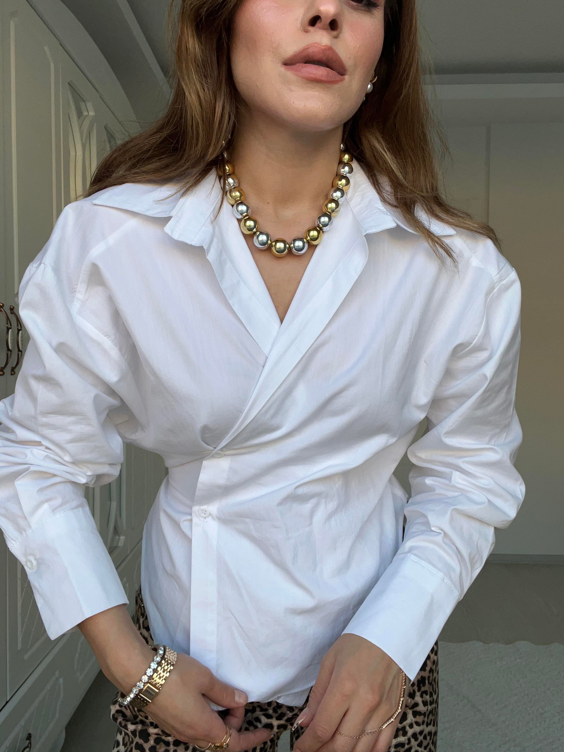 ARKADAN BAĞLAMALI TASARIM POPLİN GÖMLEK BEYAZ