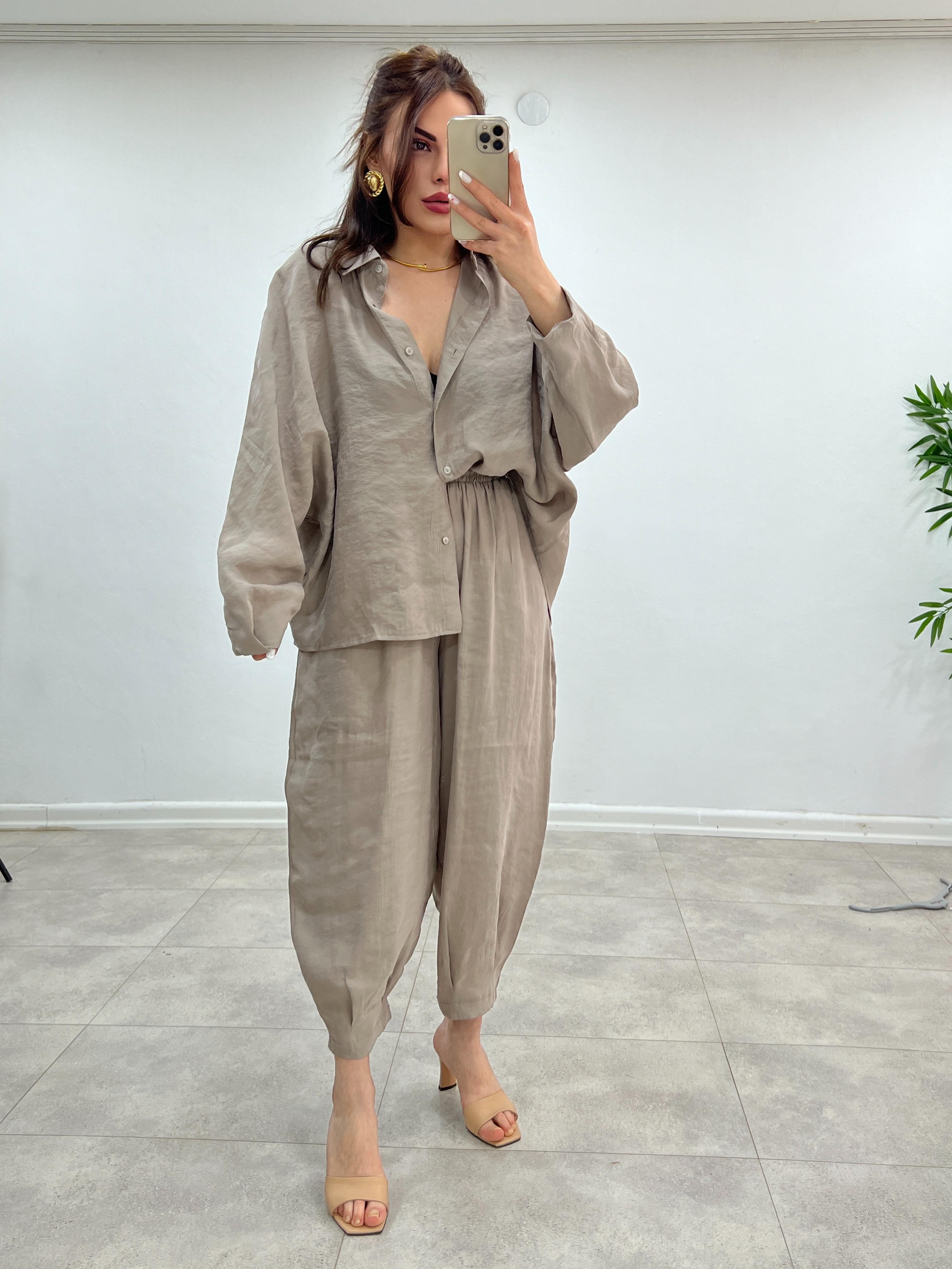 AYROBİN KETEN GÖMLEKLİ İKİLİ TAKIM TAŞ