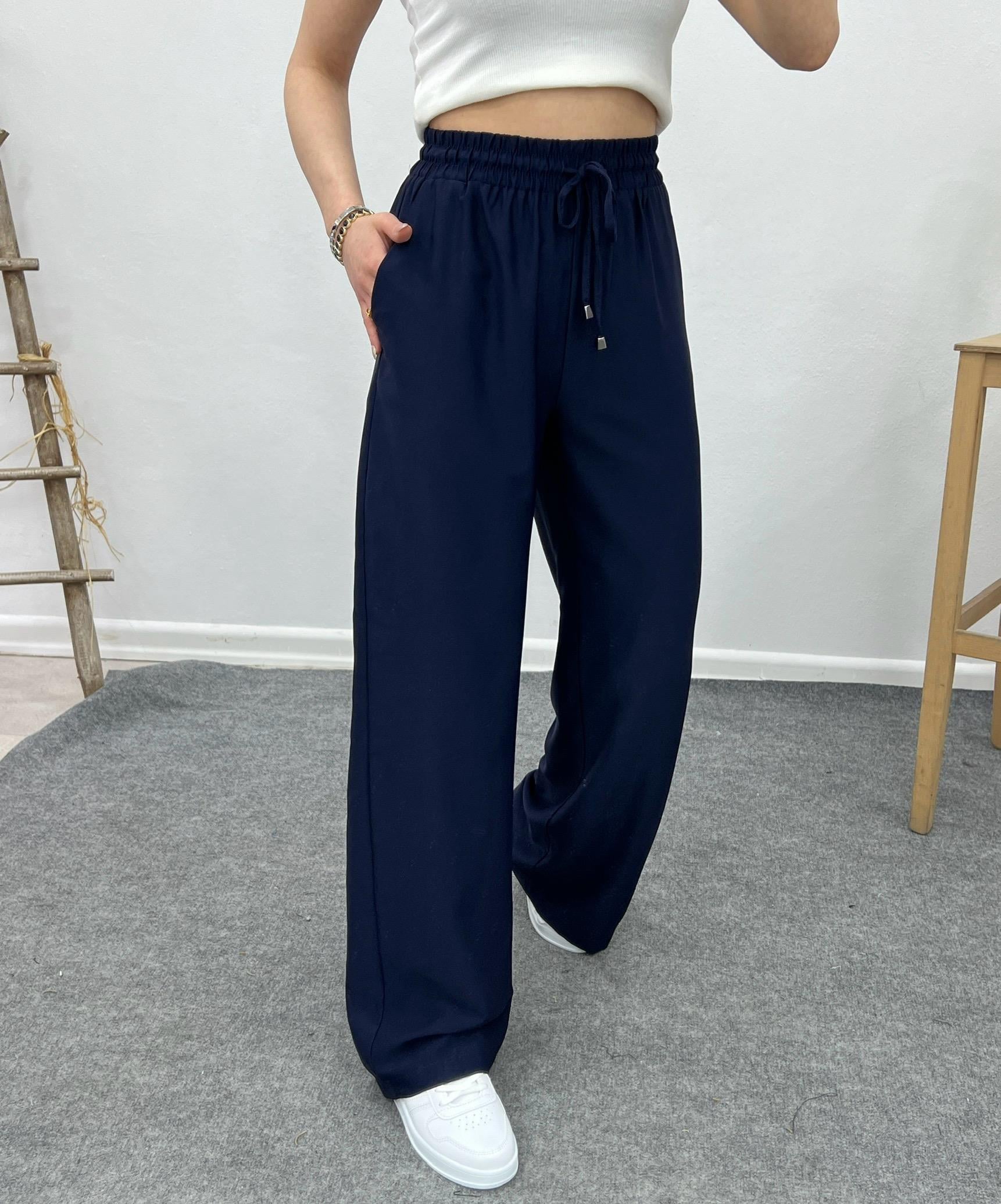 BELİ LASTİKLİ TENSEL KUMAŞ BOL PAÇA PANTOLON LACİVERT