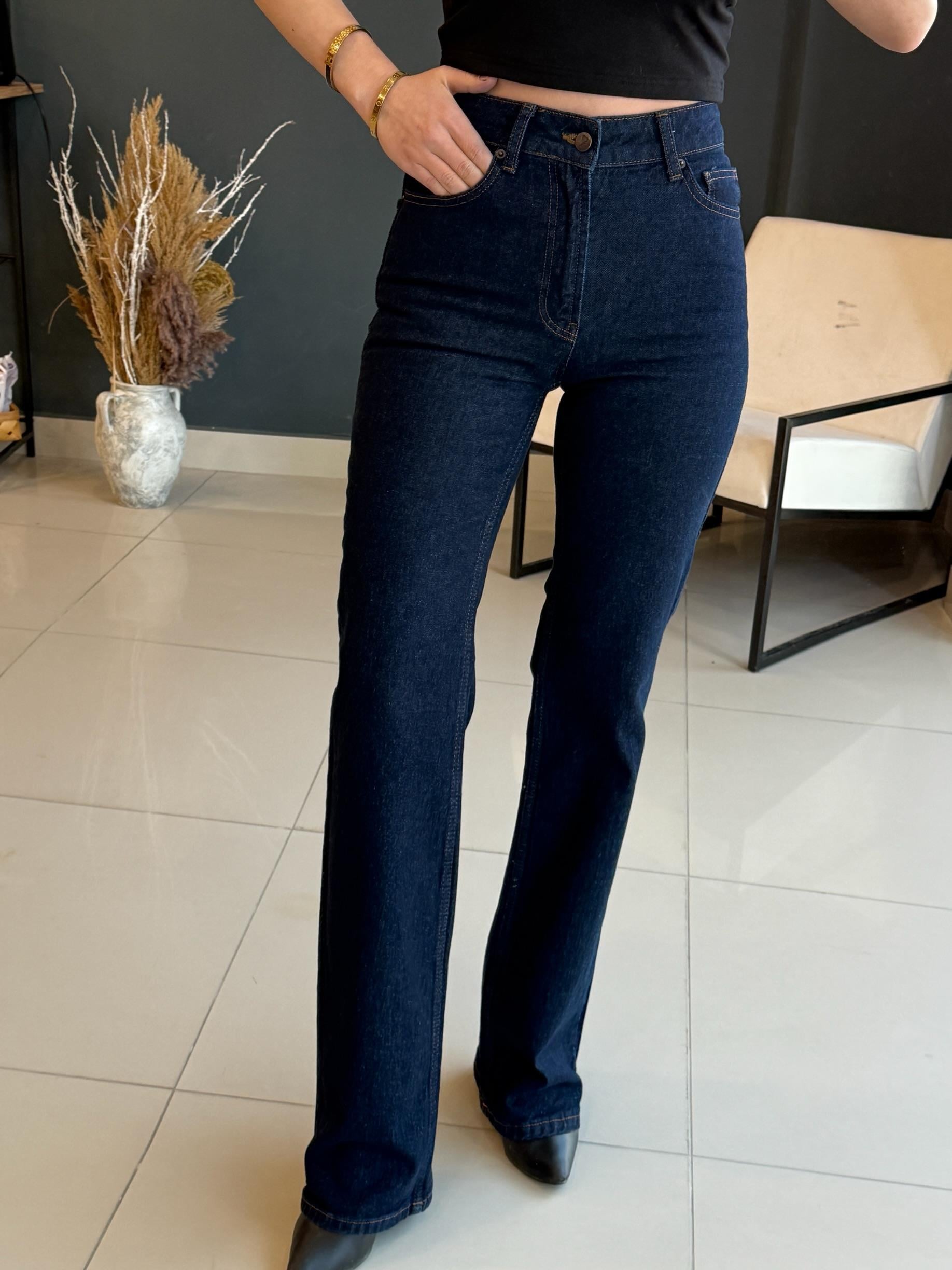 BOL PAÇA KOYU LACİVERT JEAN