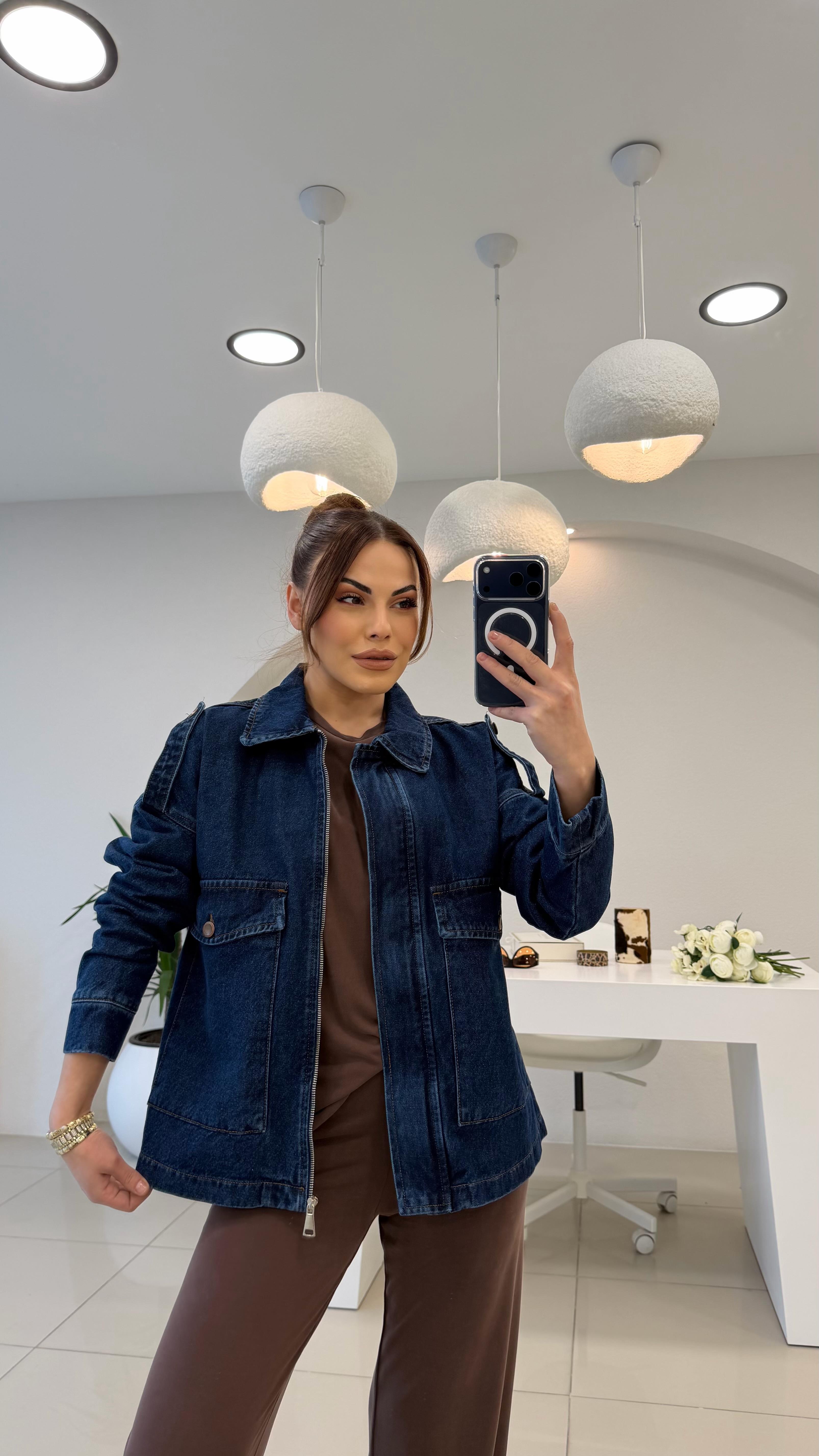 BÜYÜK CEPLİ DENİM CEKET LACİVERT 