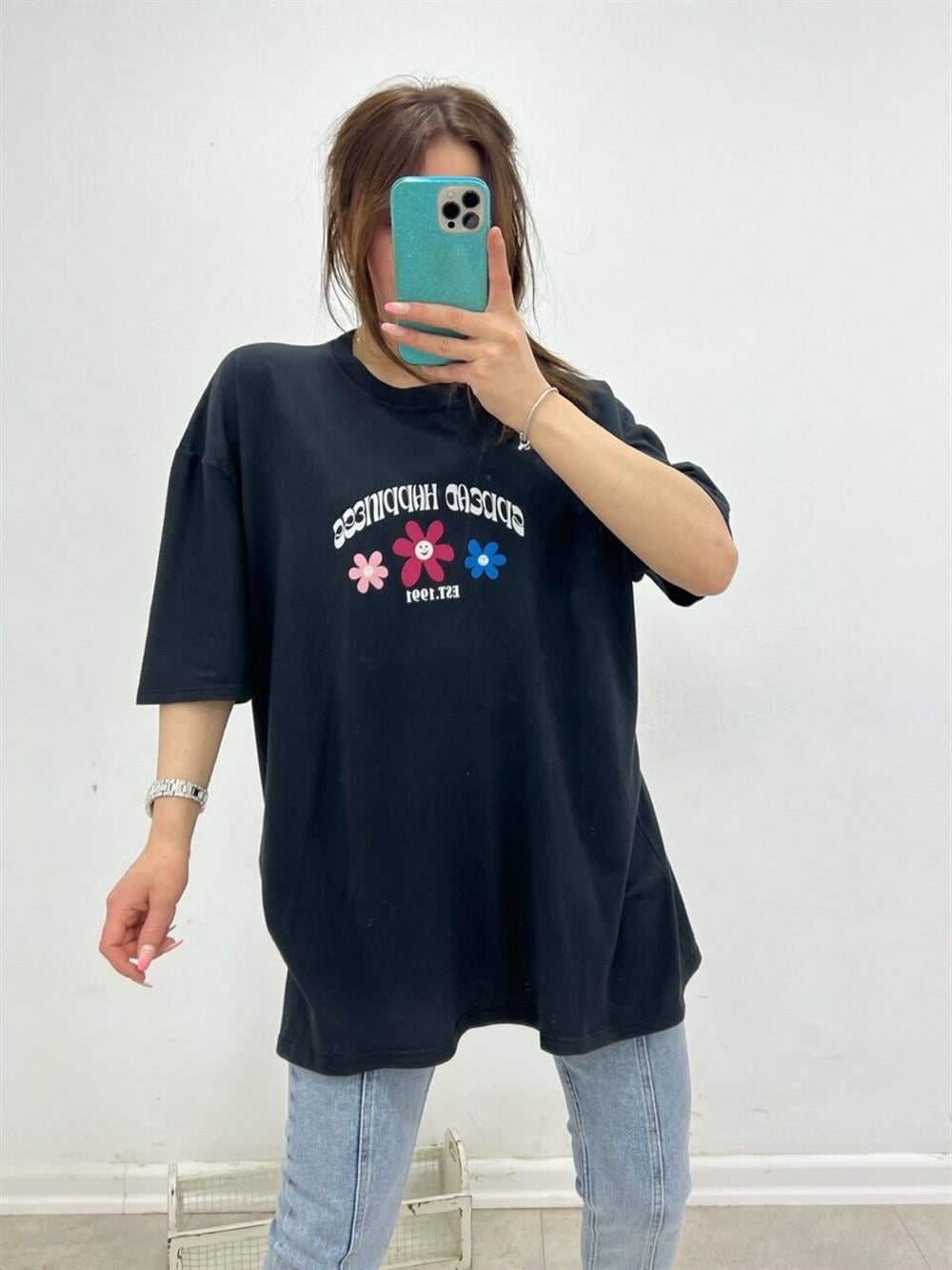 ÇİÇEK DETAYLI TİŞÖRT