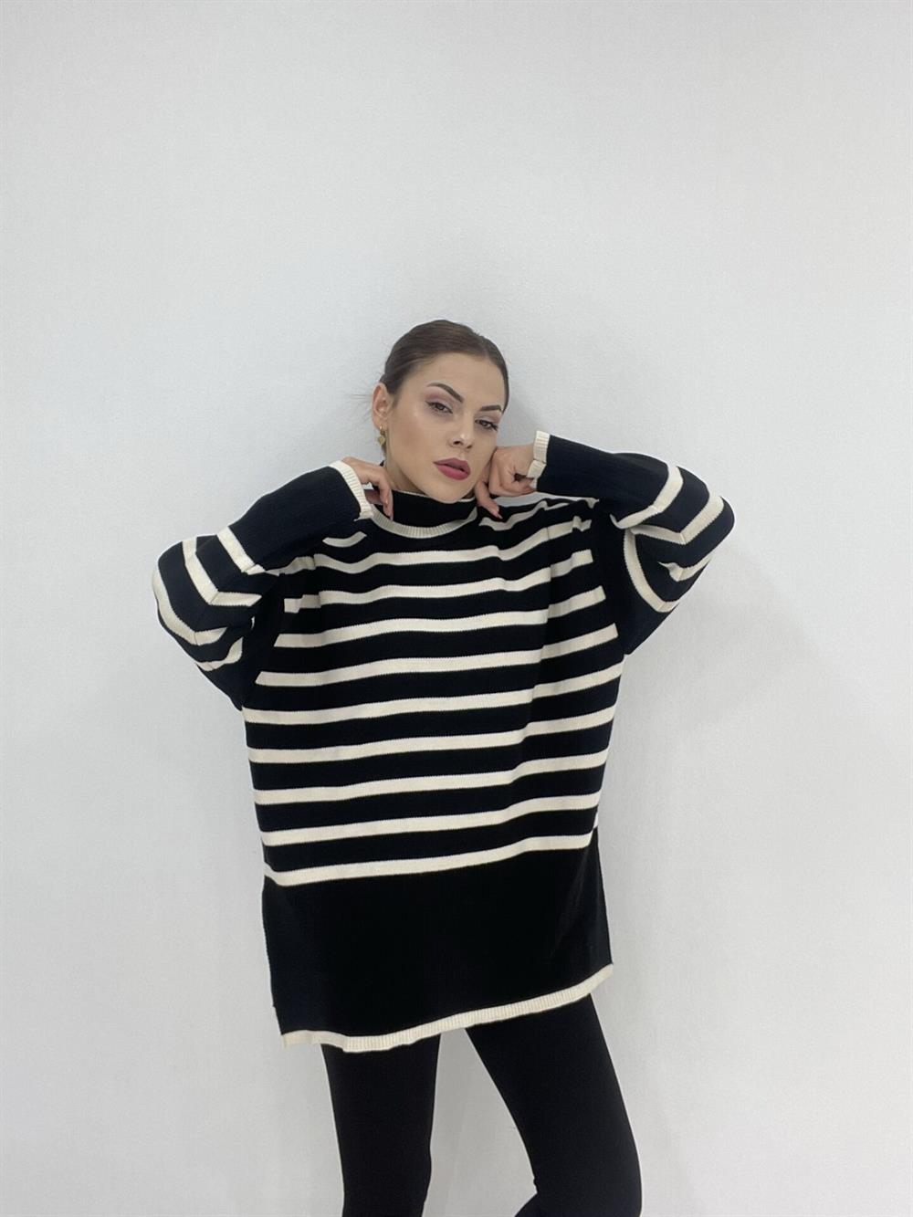 ÇİZGİLİ SİYAH TRİKO KAZAK