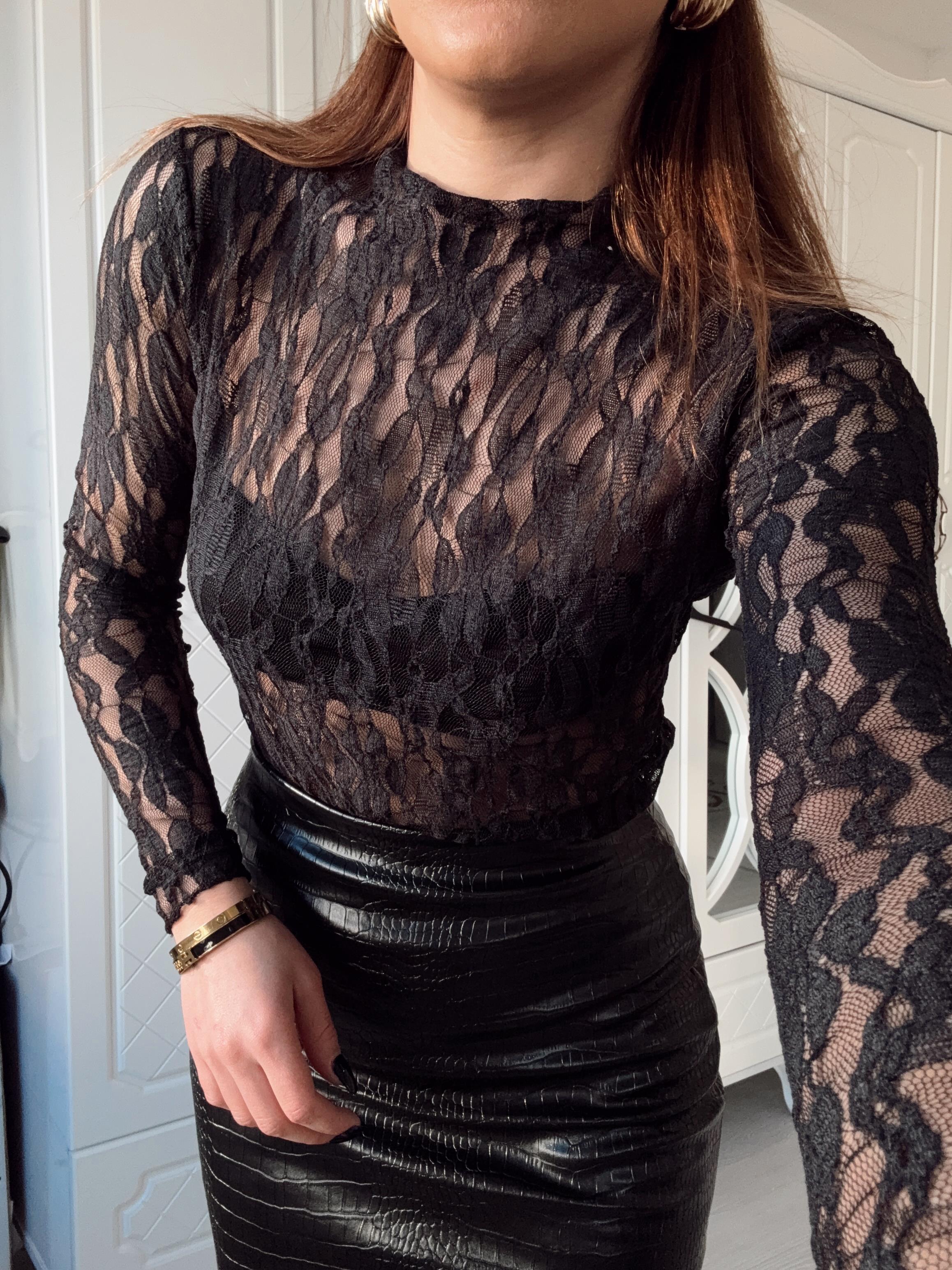 DANTELLİ TÜL BLUZ SİYAH