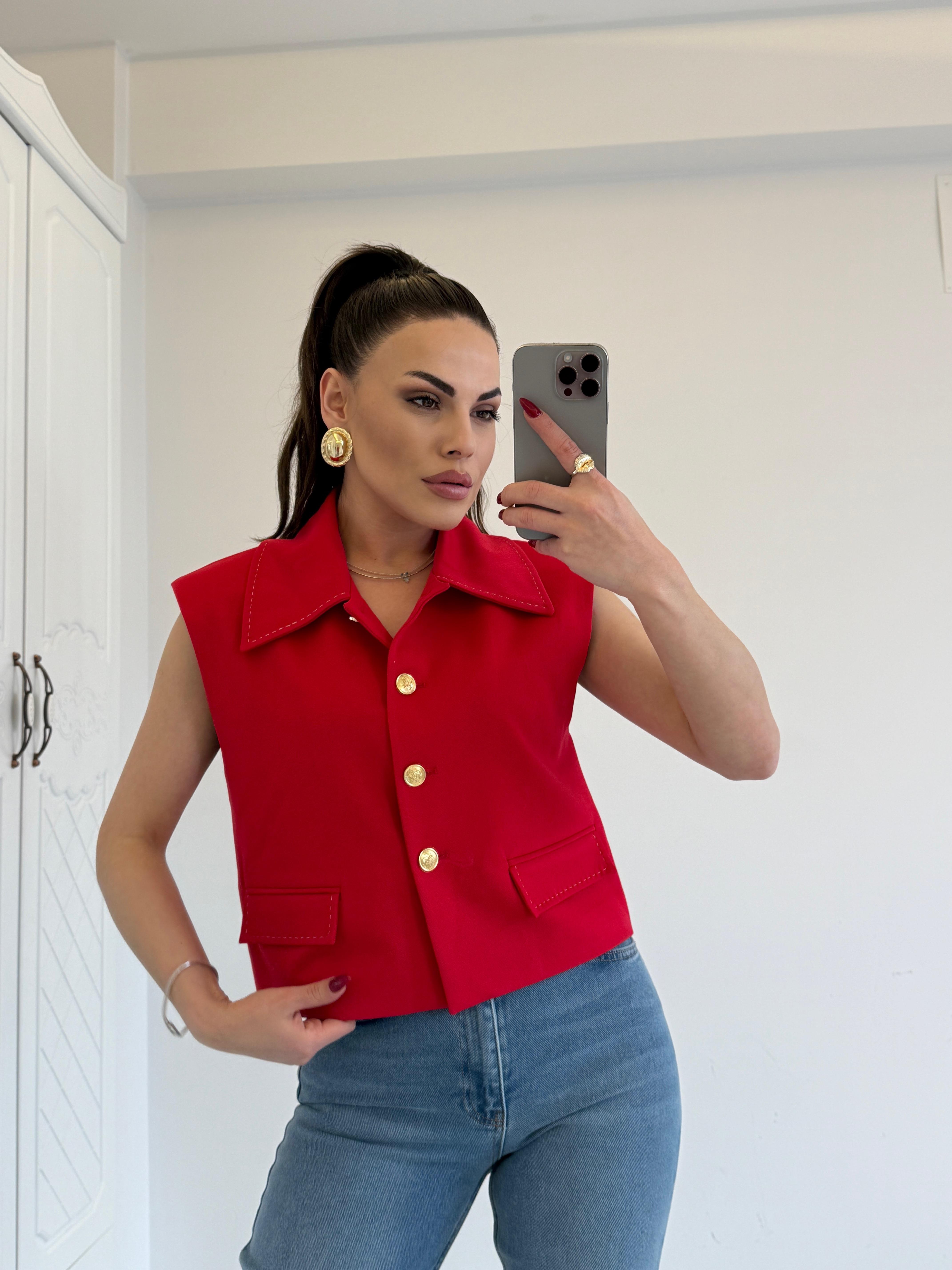 GOLD DÜĞMELİ VATKALI YELEK KIRMIZI
