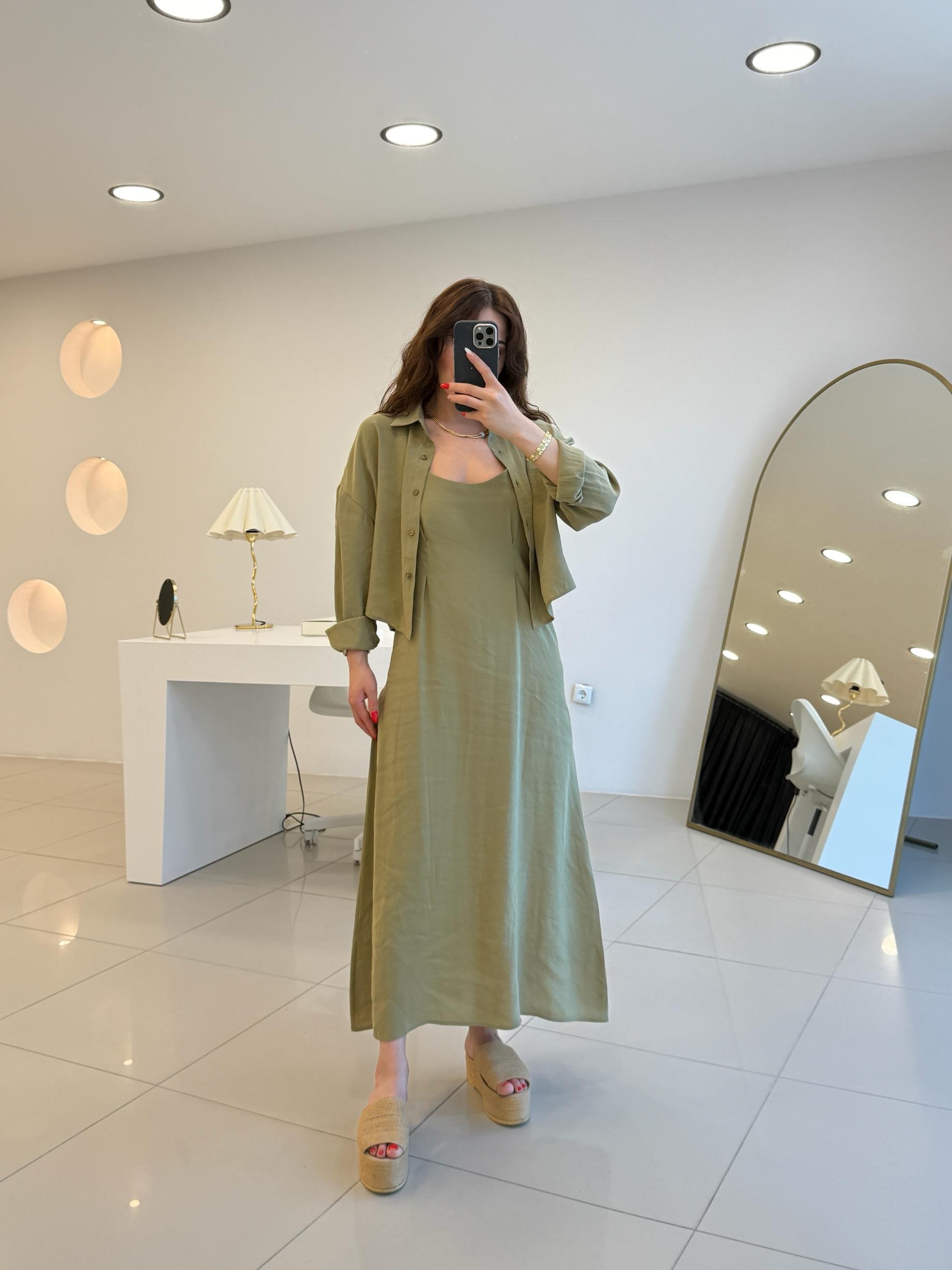 GÖMLEKLİ İP ASKILI TAKIM ELBİSE  YEŞİL