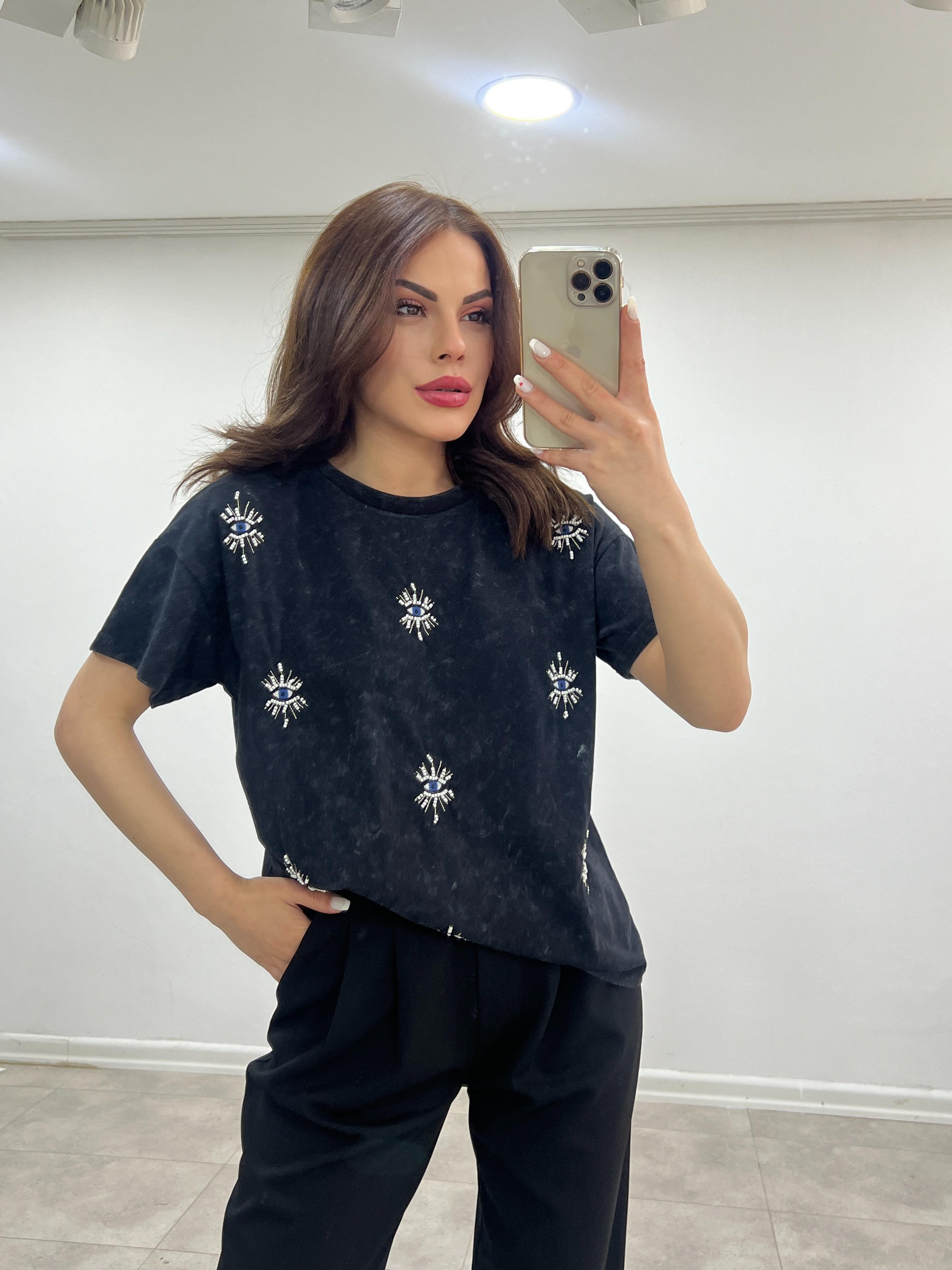 İNCİ DETAYLI ANTRASİT TSHİRT