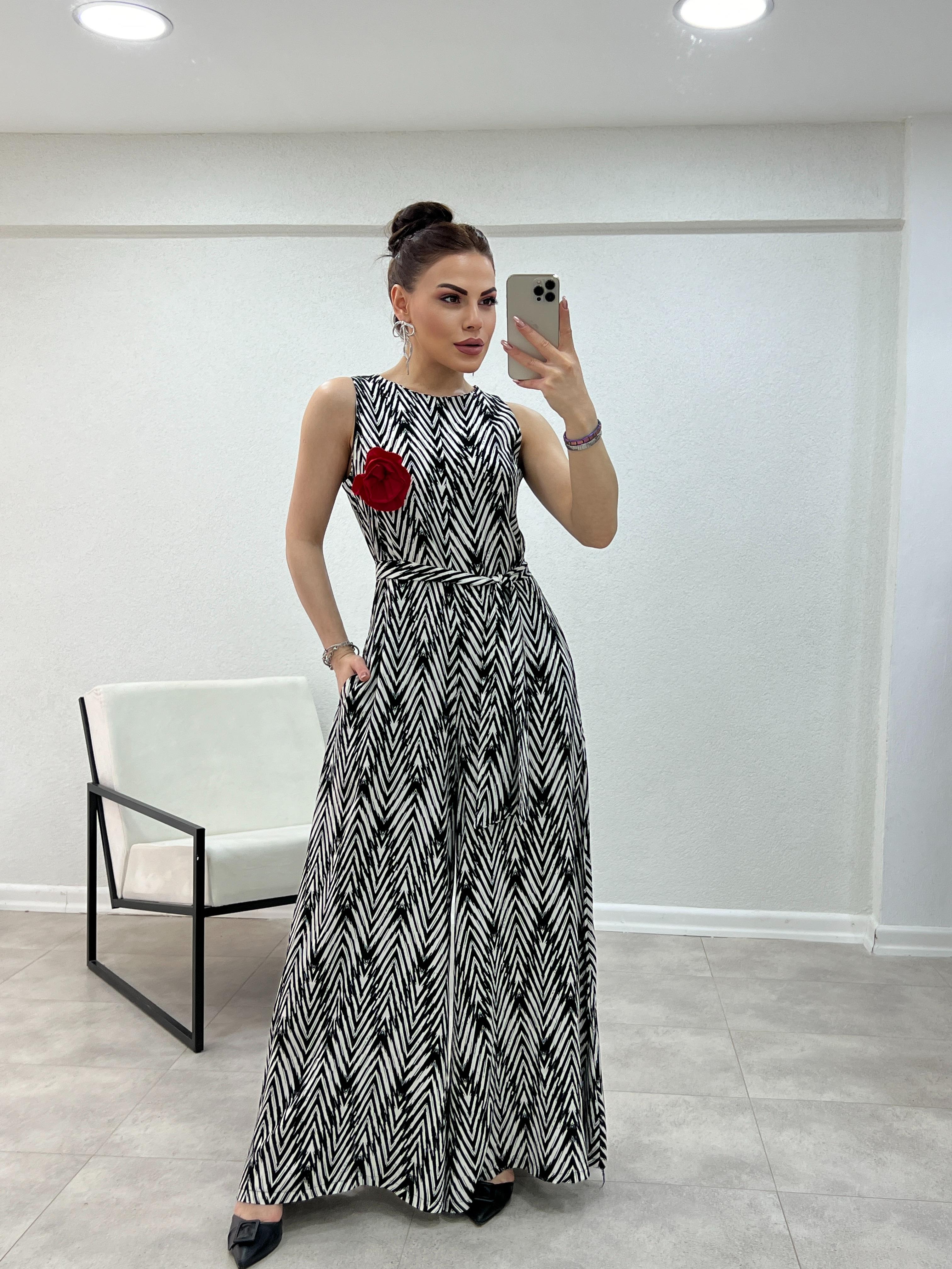 KIRMIZI GÜL DETAYLI DESENLİ BOL PAÇA TULUM